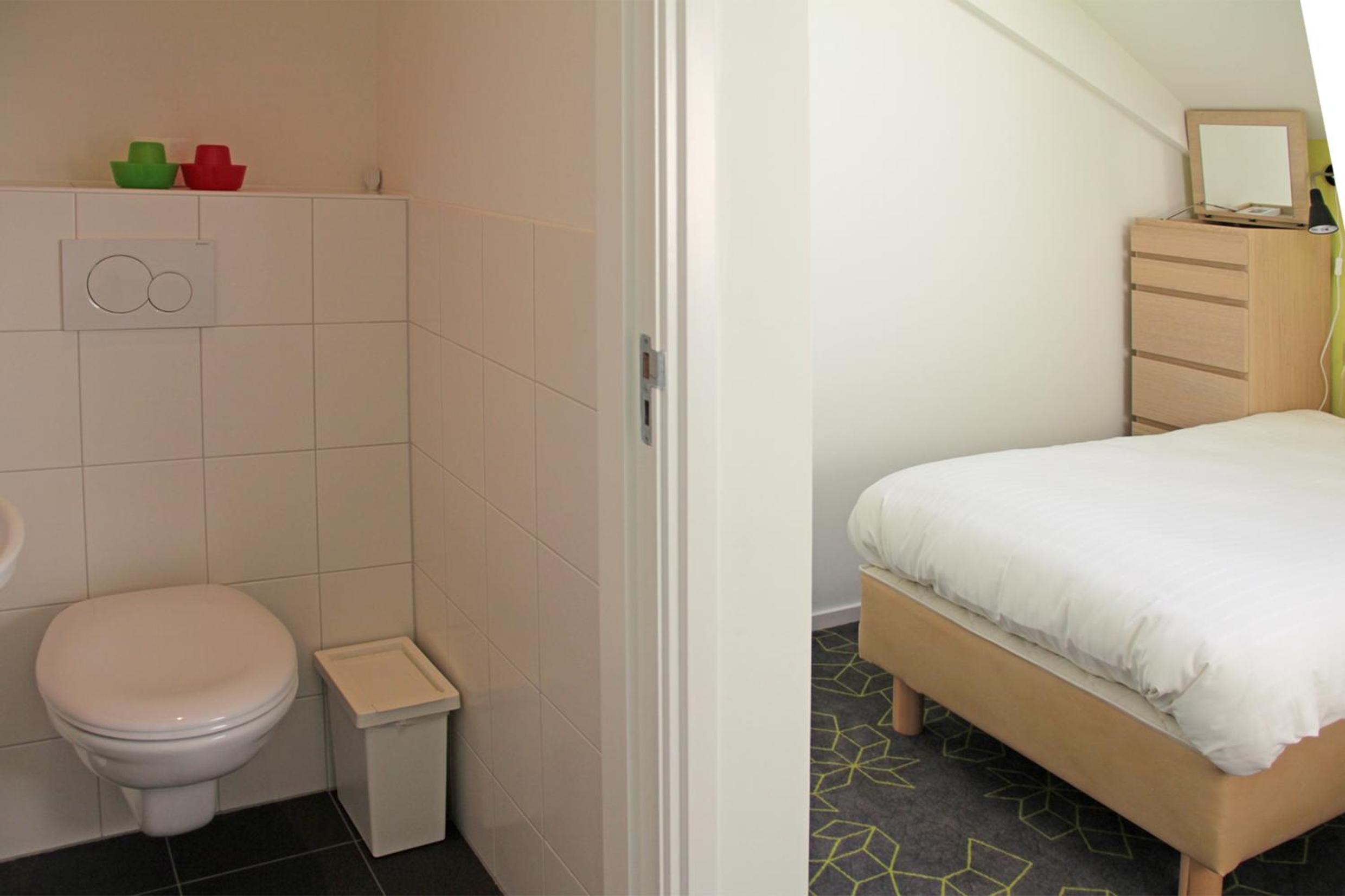 Budget Double Room photo 3