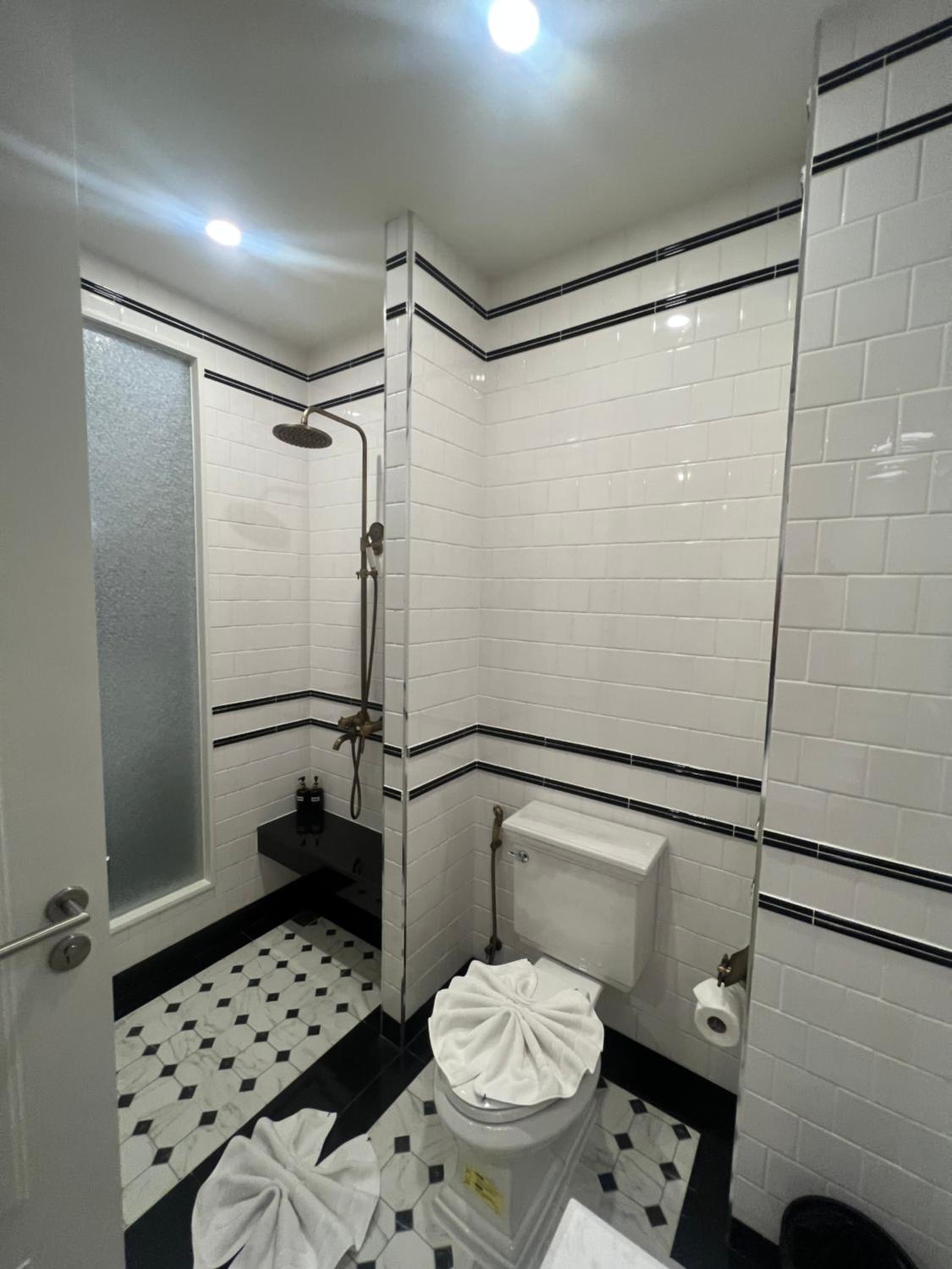 One-Bedroom Apartment - Photo 8
