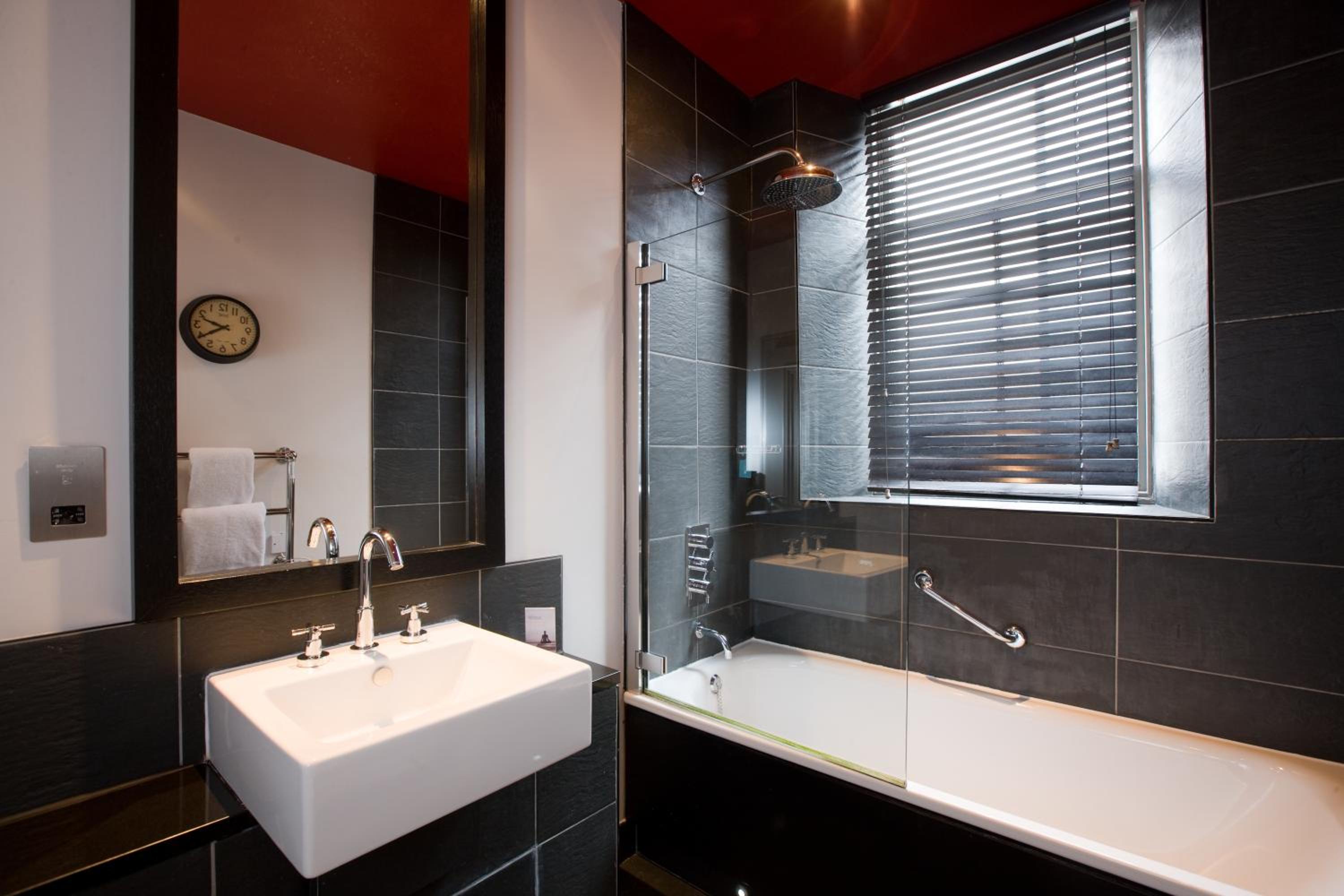 Standard Double Room - Photo 2