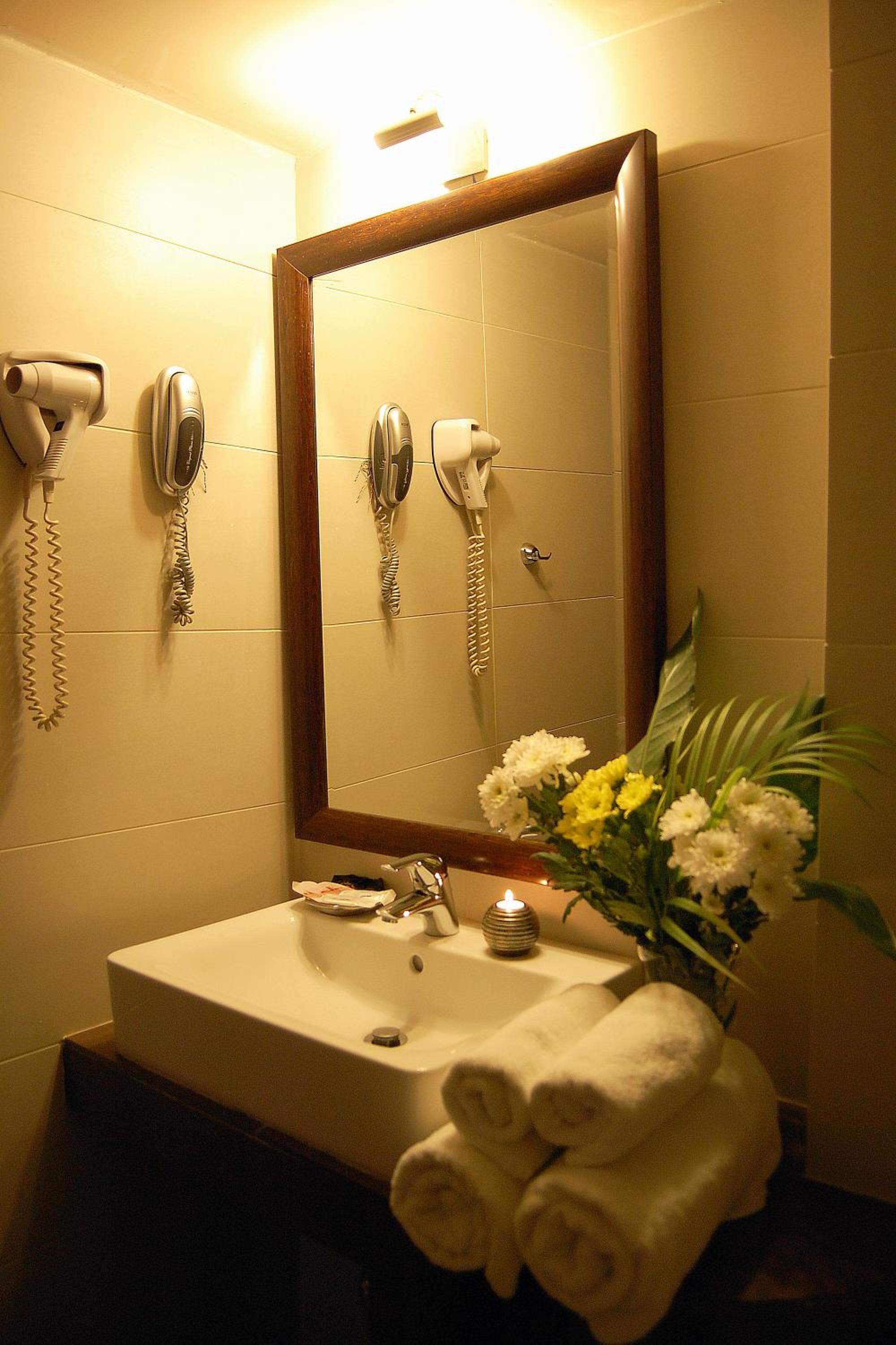 Double or Twin Room photo 3