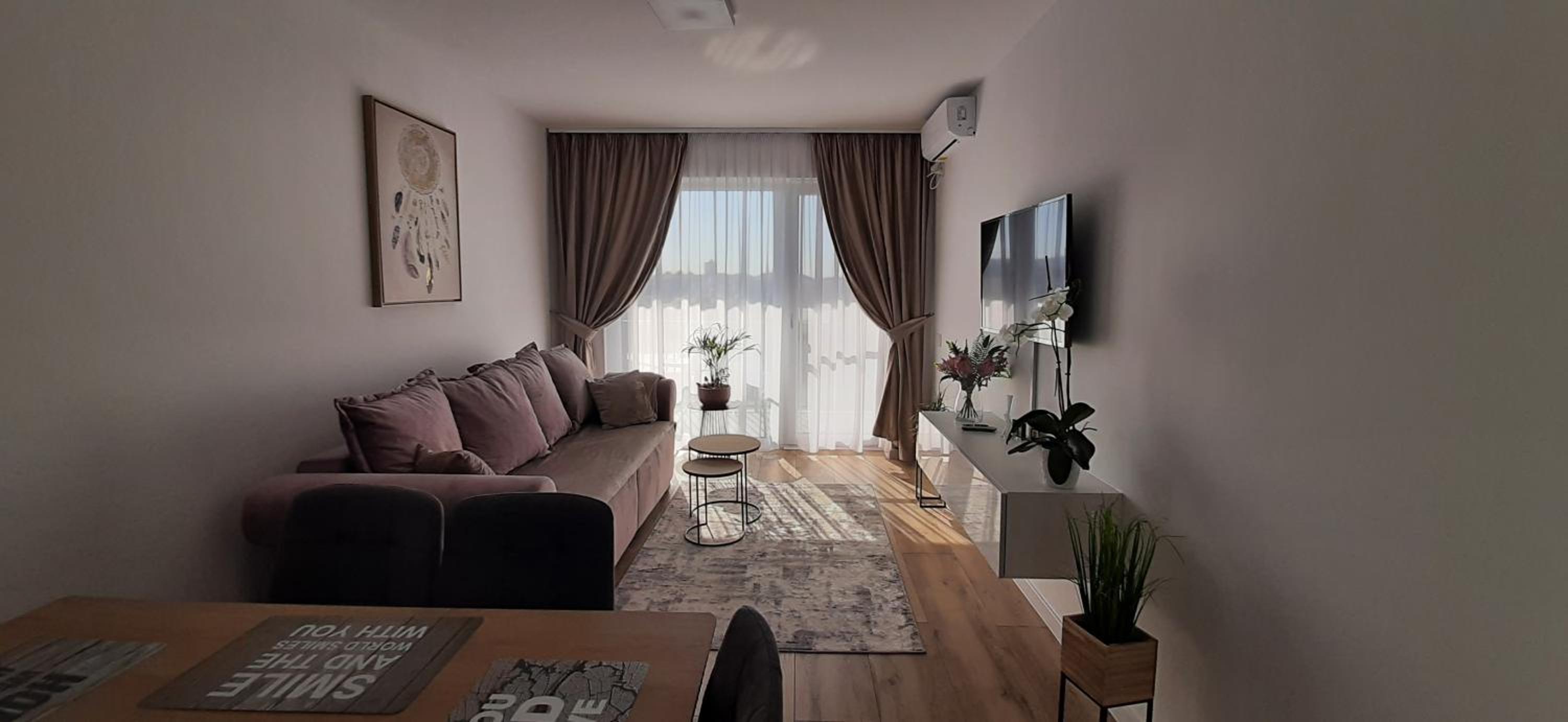 Two-Bedroom Apartment - Photo 2