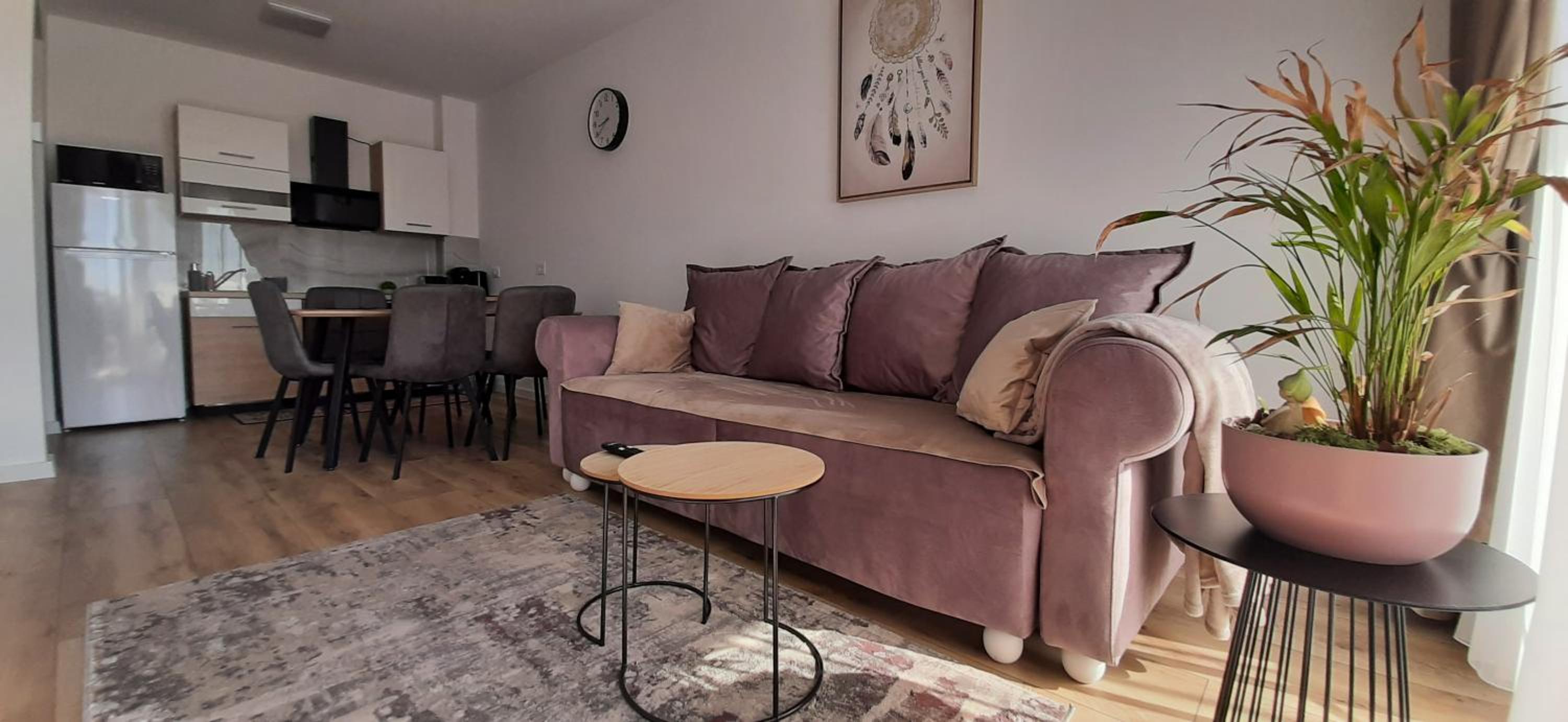 Two-Bedroom Apartment - Photo 5