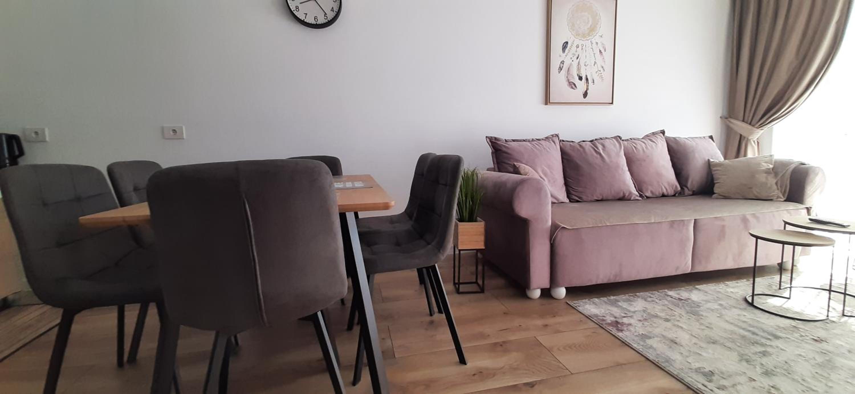 Two-Bedroom Apartment - Photo 7