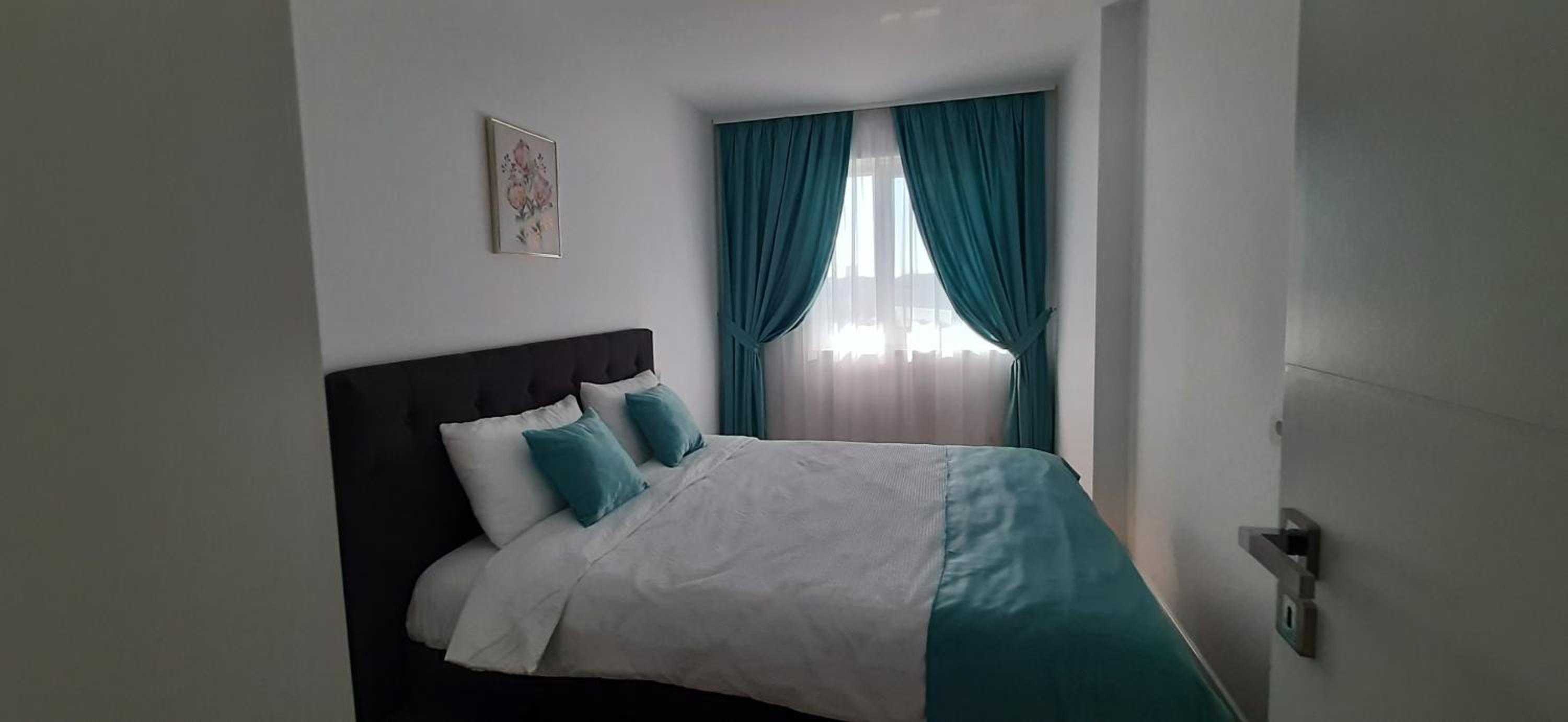 Two-Bedroom Apartment - Photo 14