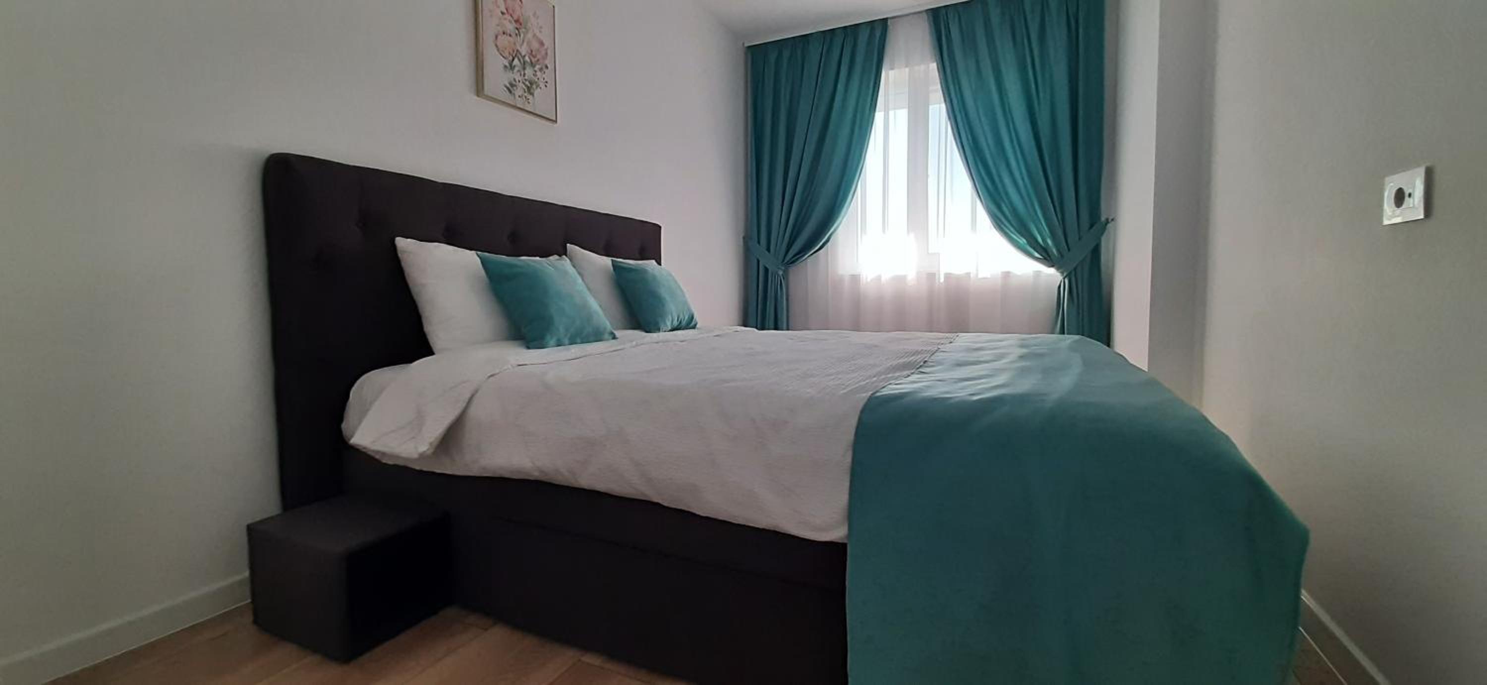 Two-Bedroom Apartment - Photo 15