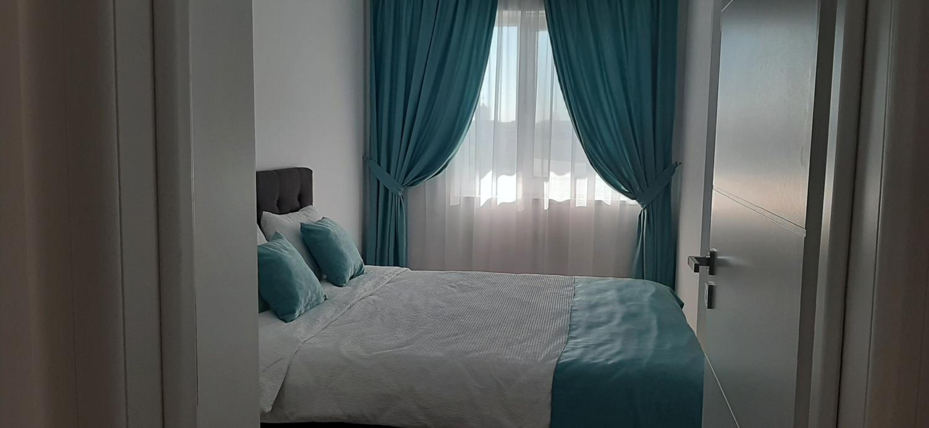 Two-Bedroom Apartment - Photo 16