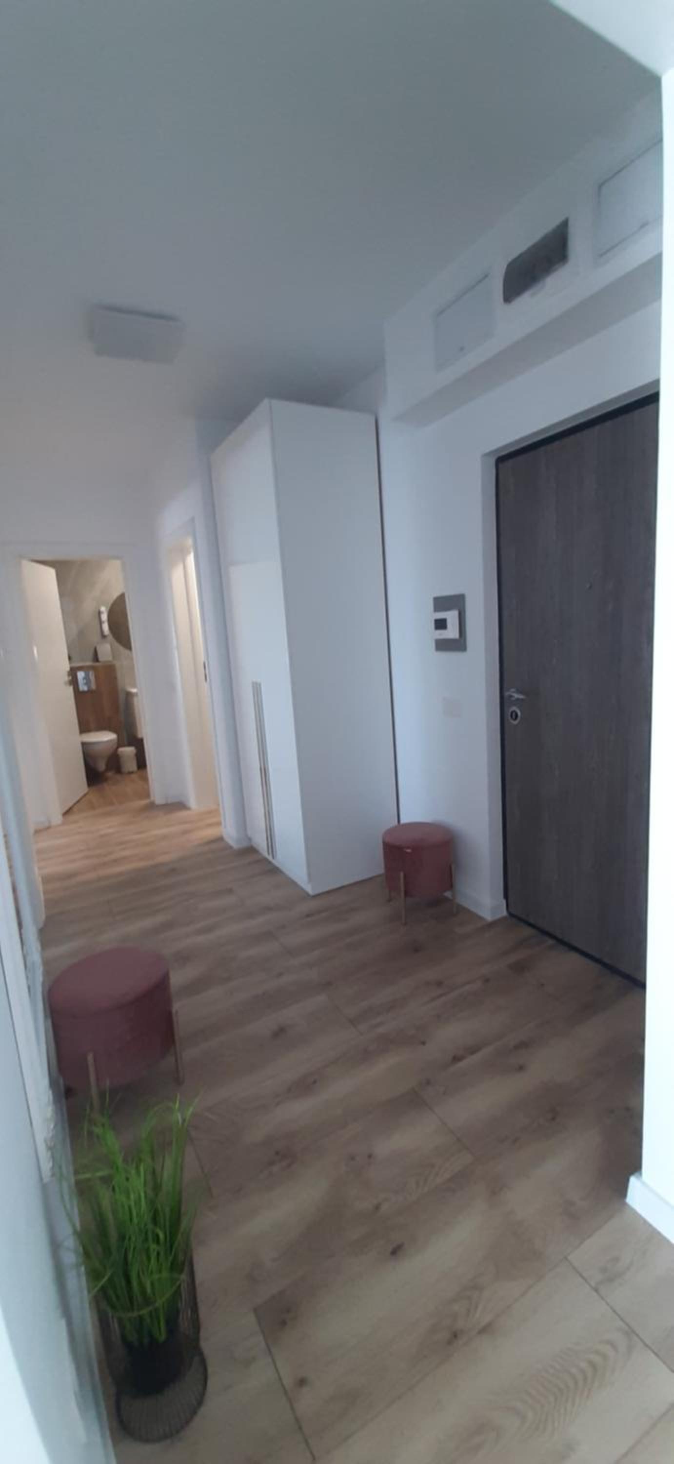 Two-Bedroom Apartment - Photo 23