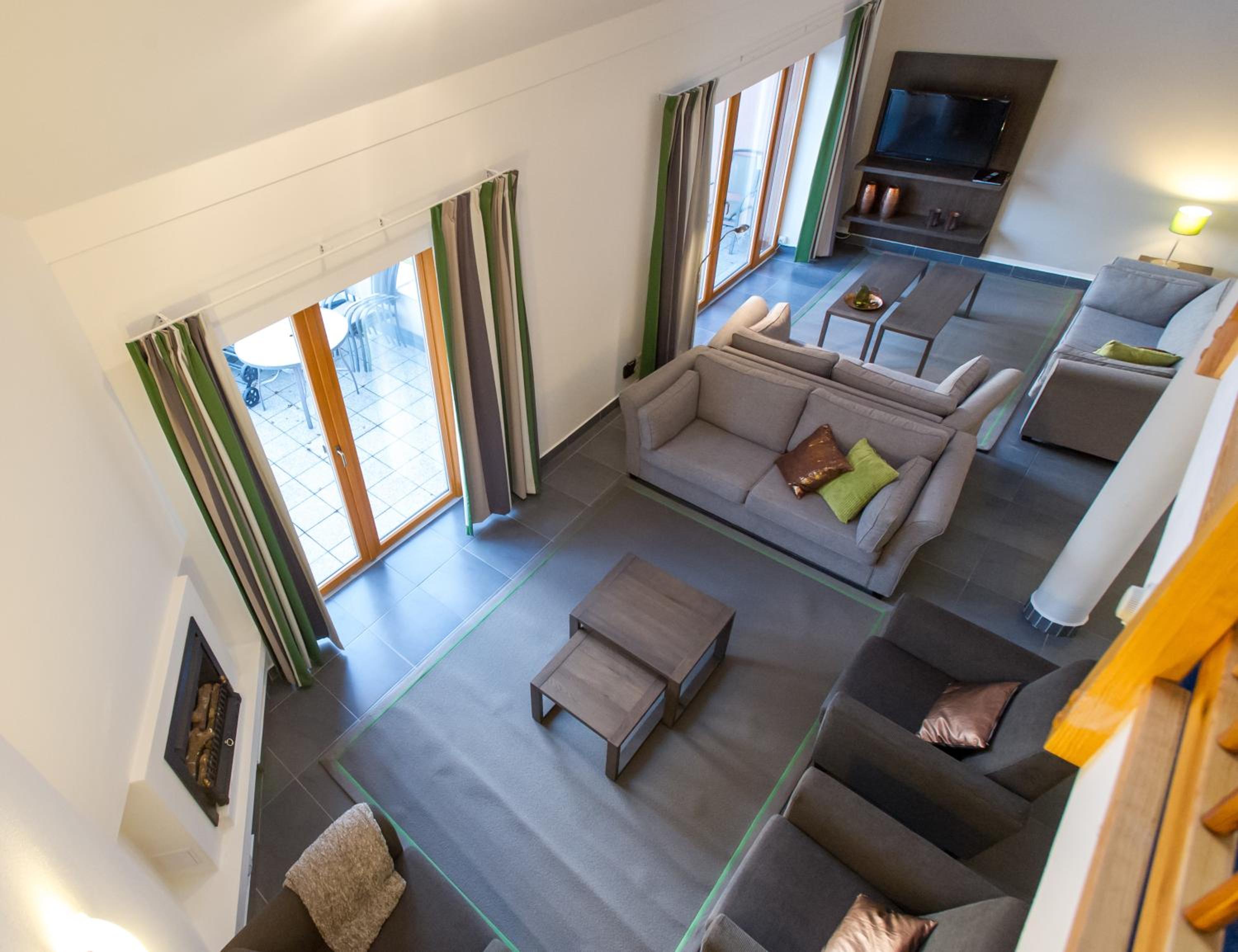 Three-Bedroom Apartment with Sauna