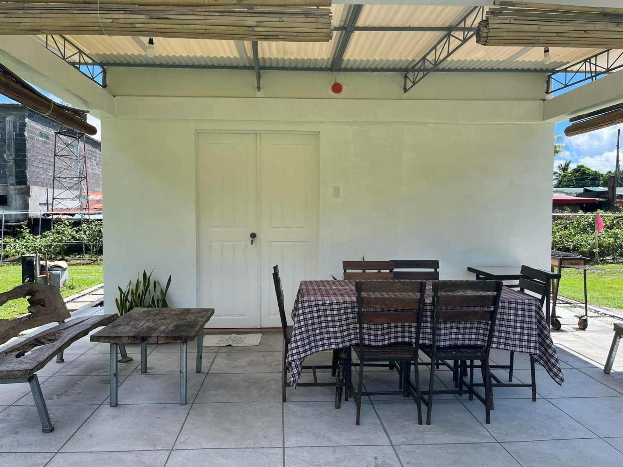 Family Room - Photo 3