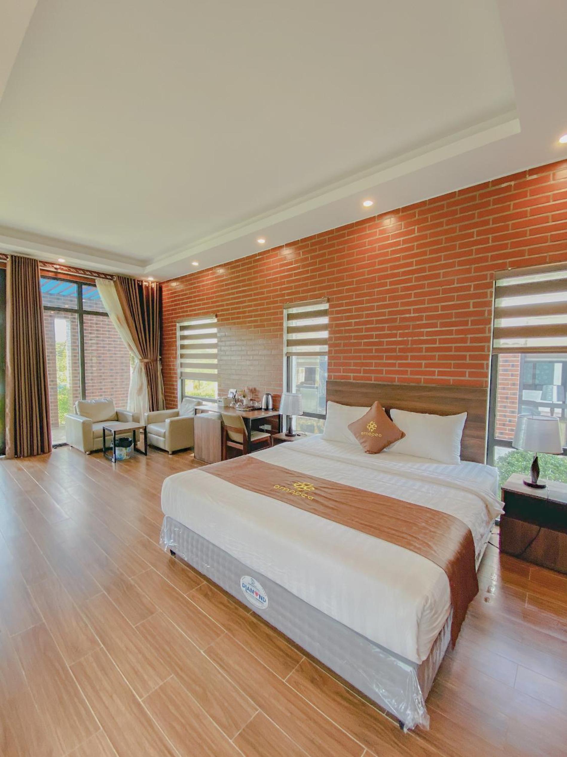 King Room with Garden View photo 3