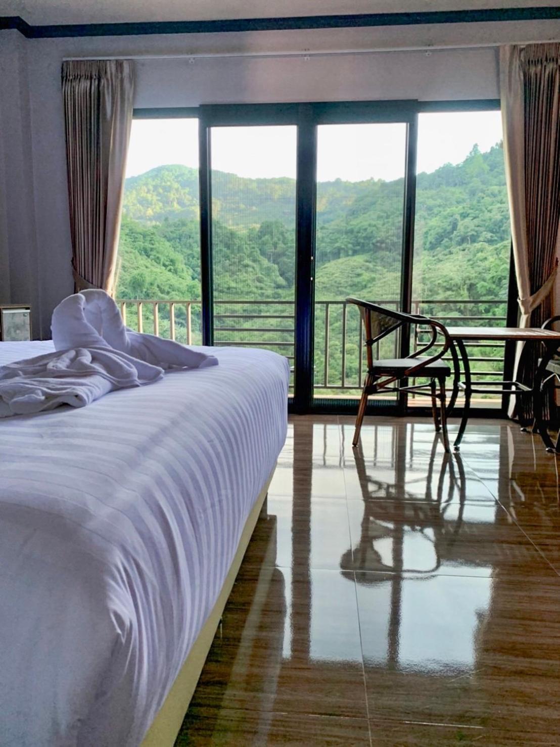 Double Room - Photo 8