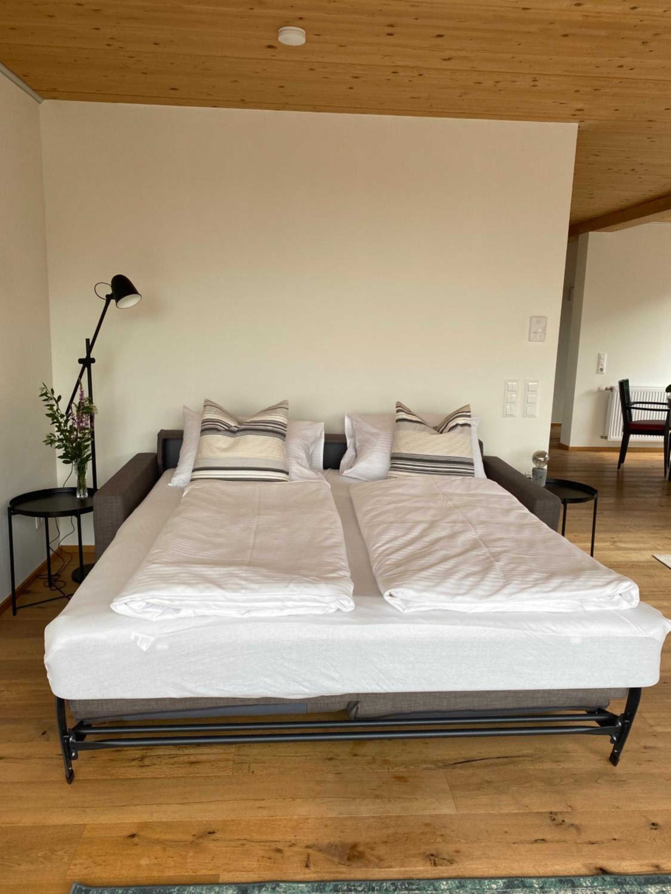 One-Bedroom Apartment - Photo 34