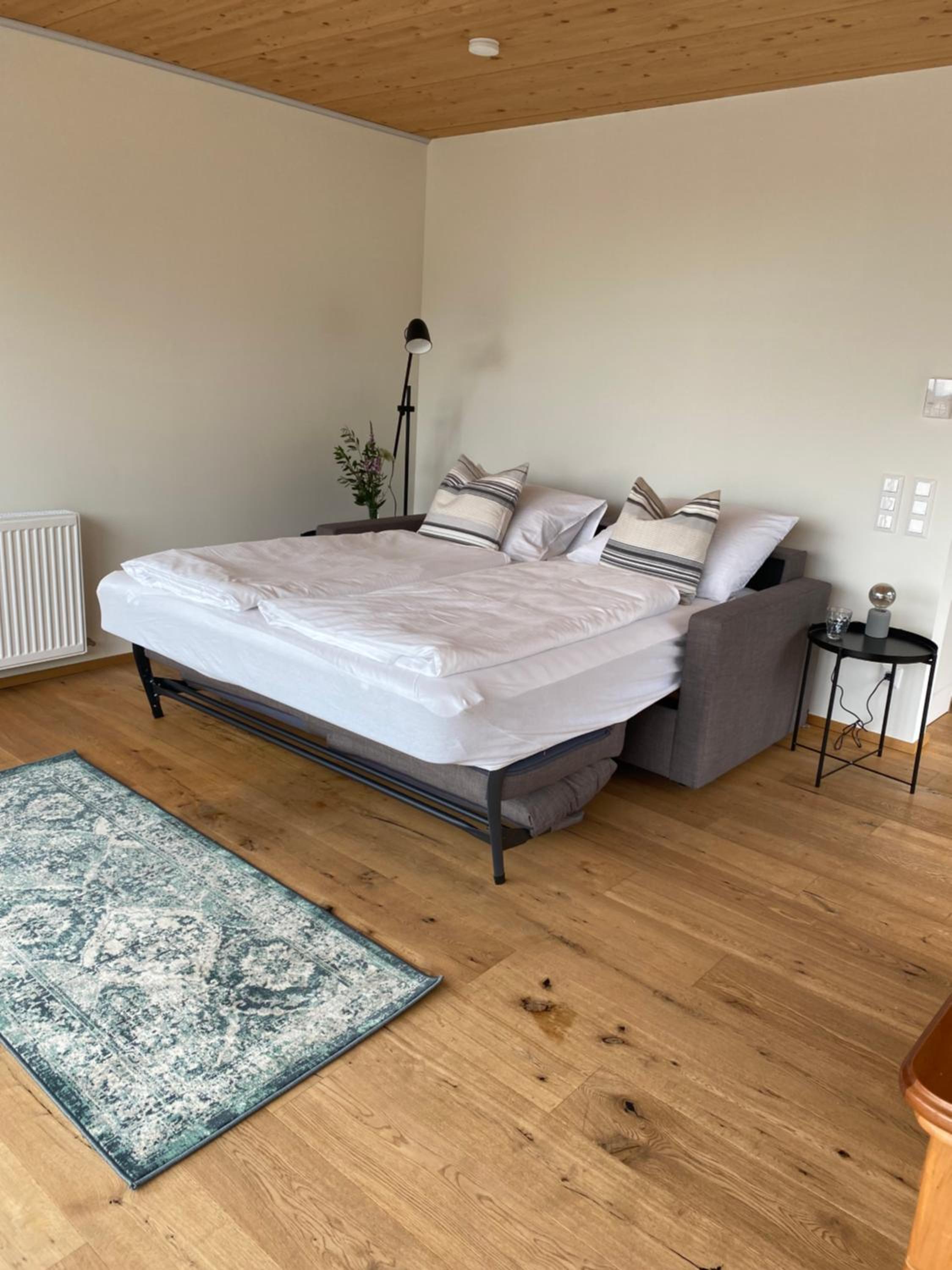 One-Bedroom Apartment - Photo 18