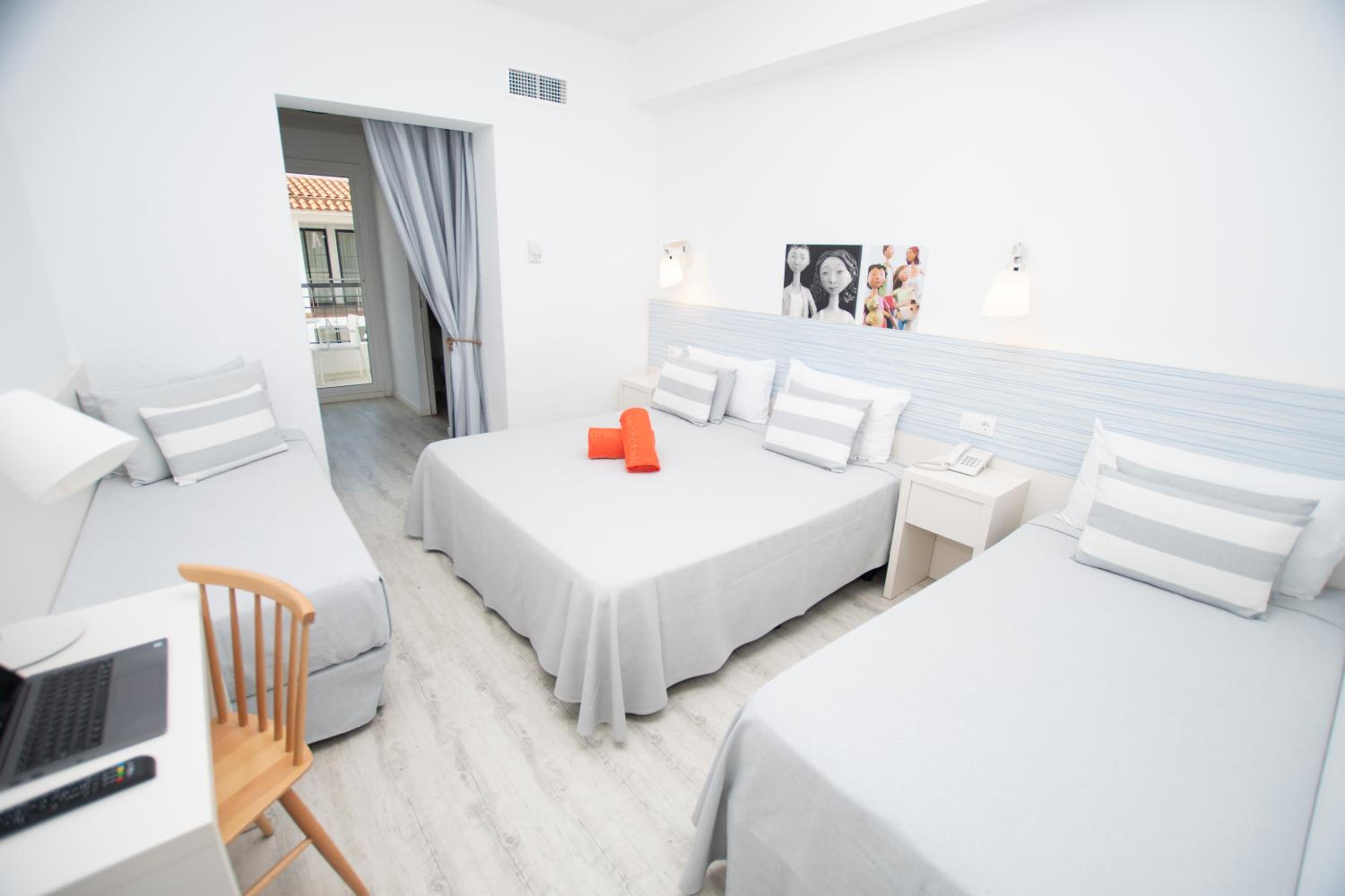 Habitación Familiar de Lujo (3 Adultos + 1 Niño)