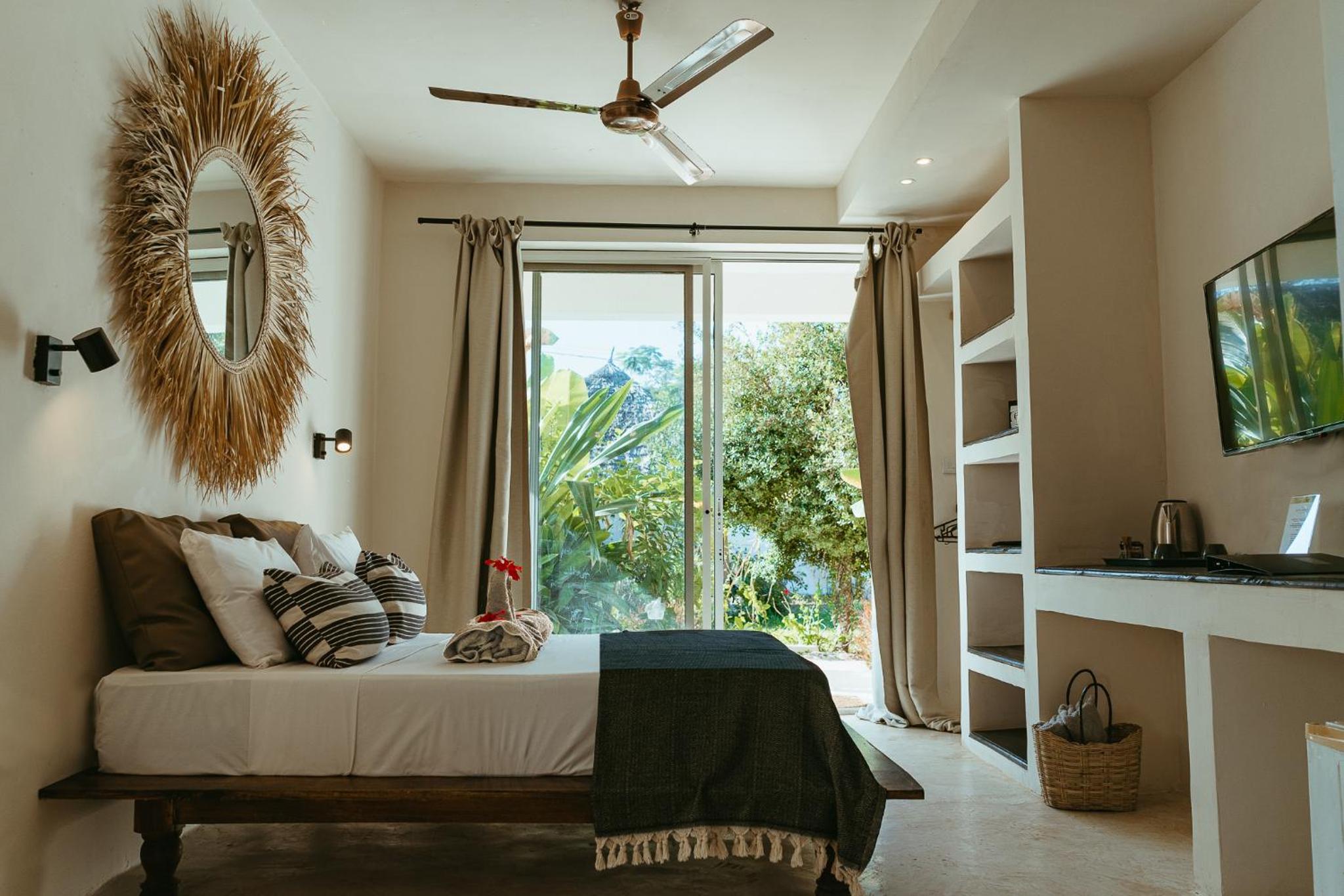 Junior Suite with Garden View photo 1