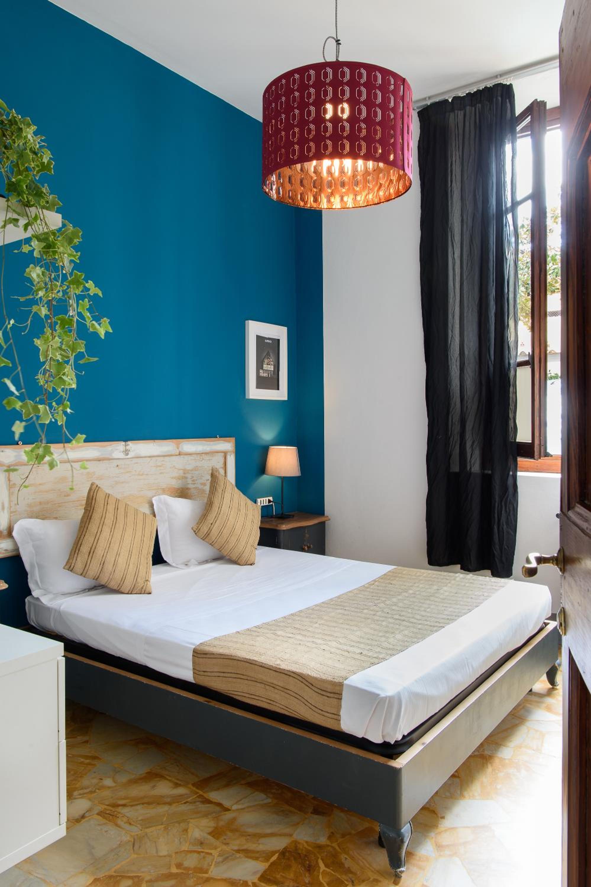 Superior Two-Bedroom Apartment with Duomo View thumbnail 5