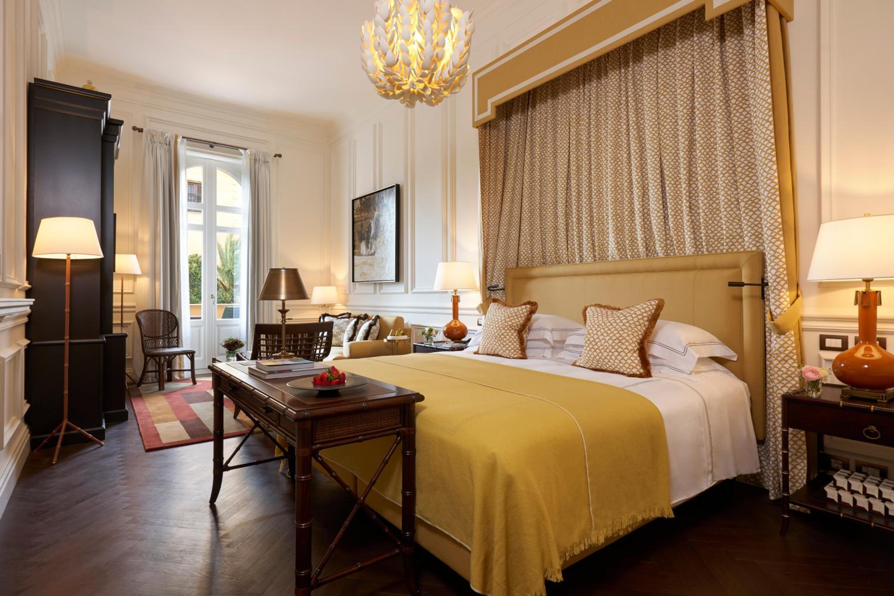 Junior Suite with Terrace - Photo 2