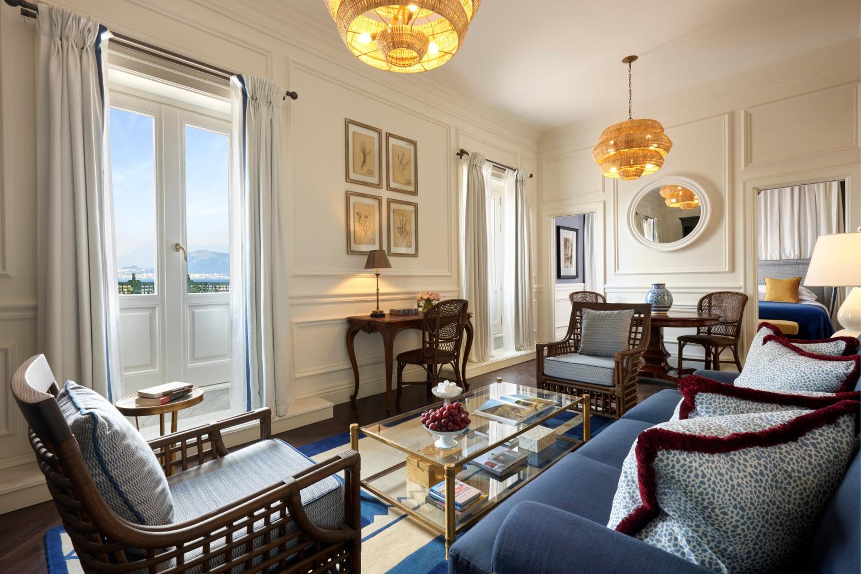 Deluxe Suite (Non Smoking)