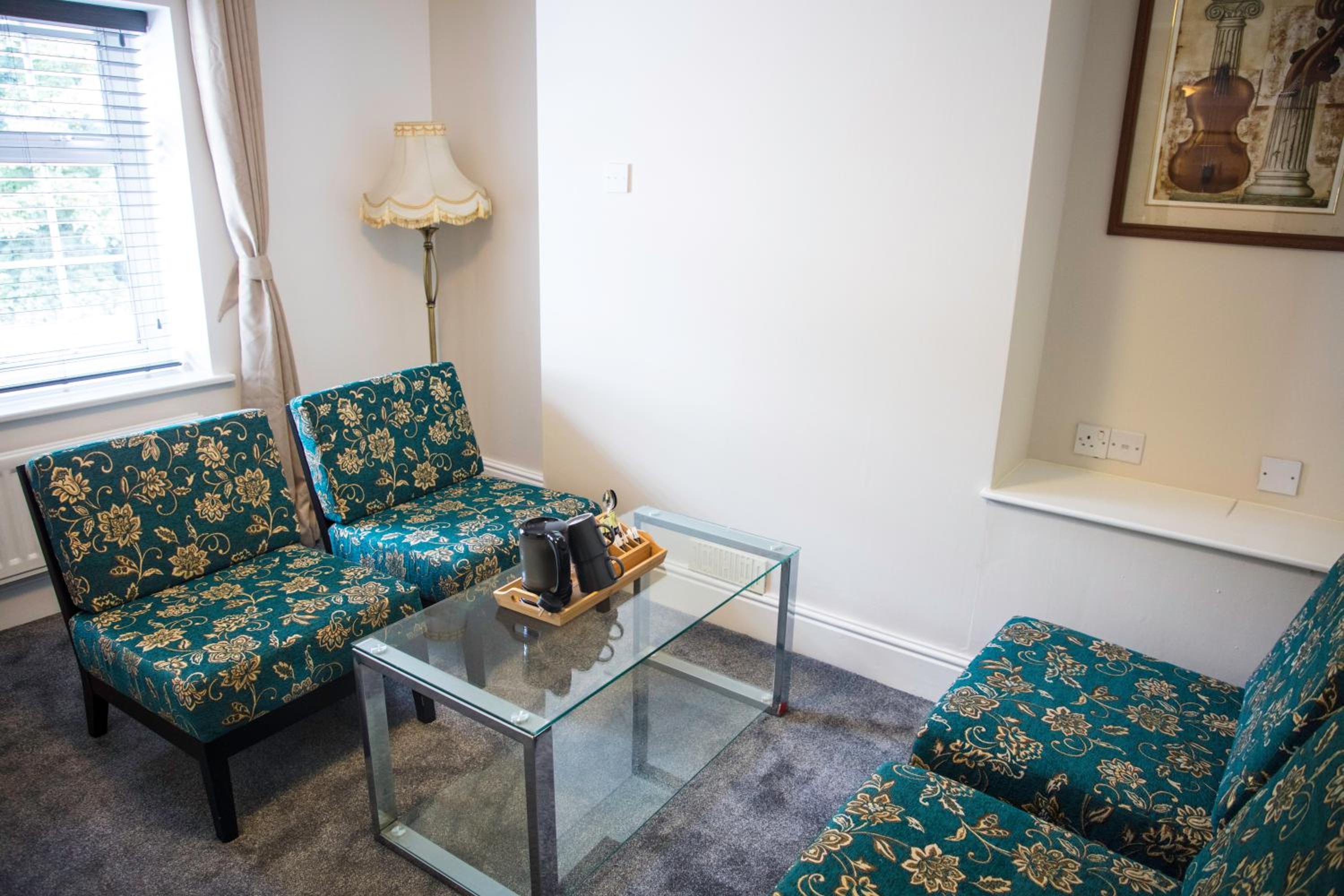 Standard Double Room - Photo 18