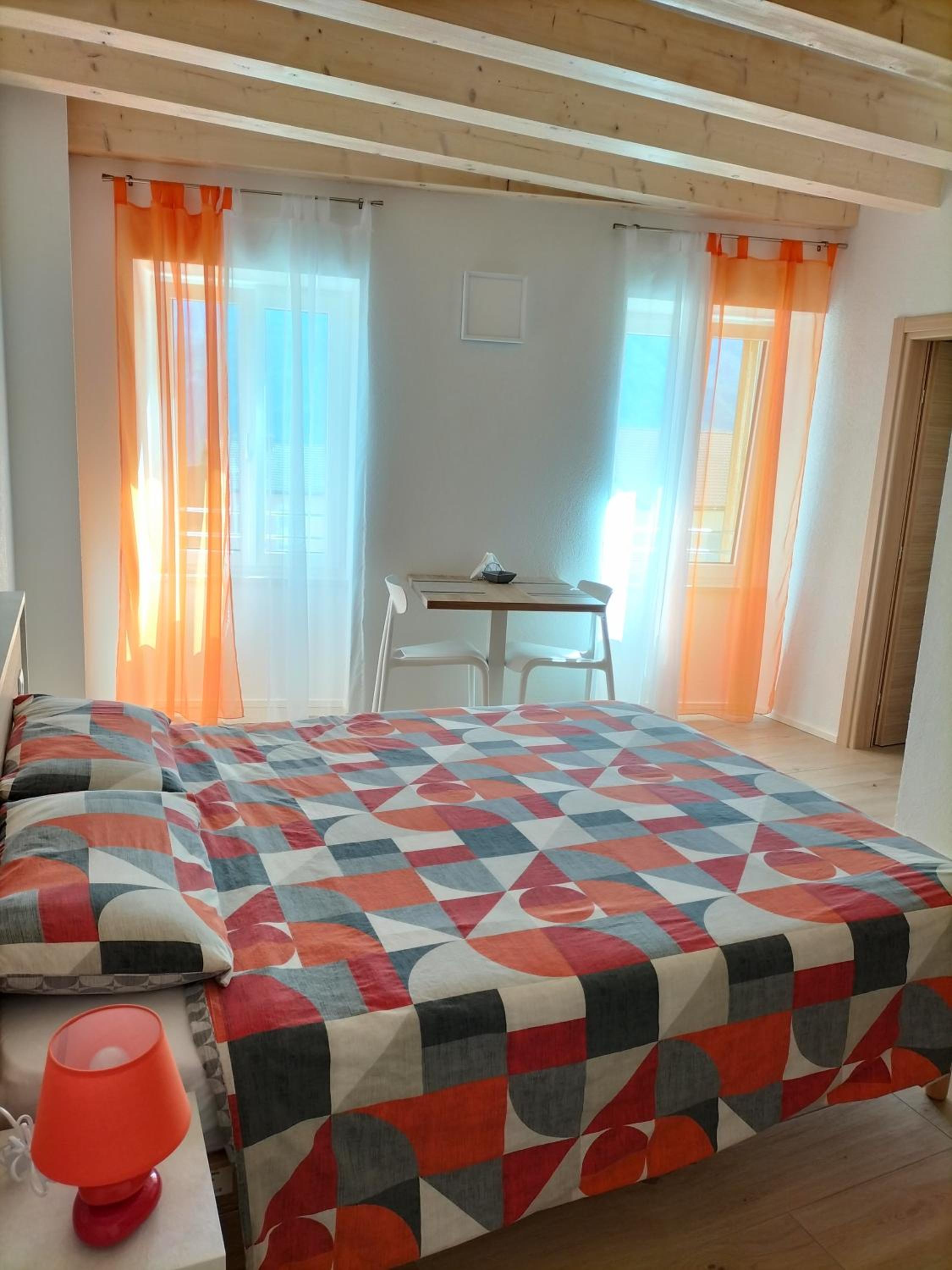 Double Room with Private Bathroom - Photo 1