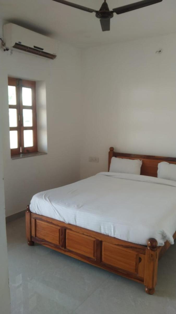 Standard Double Room photo 2