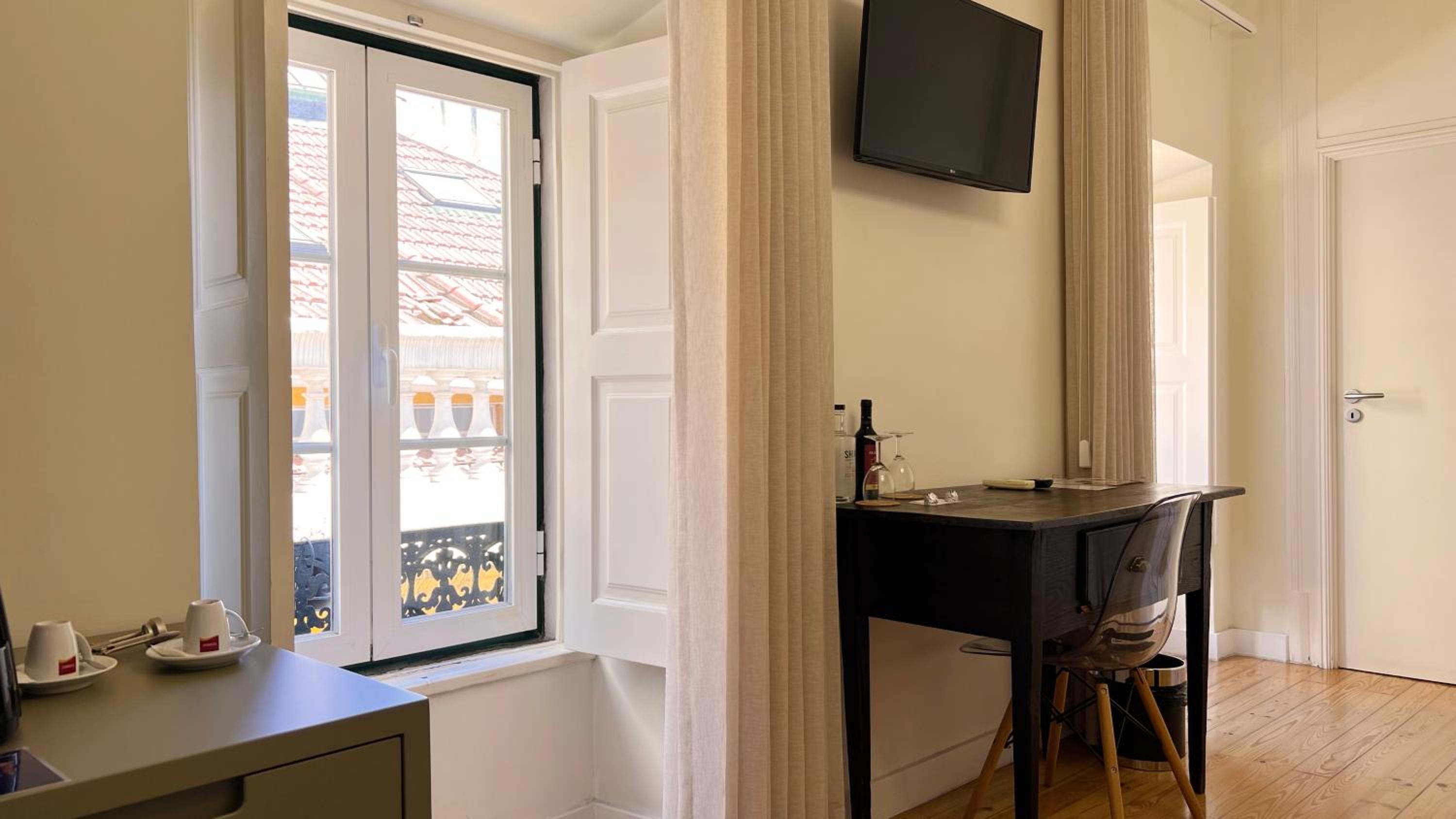 Double Room - Photo 14