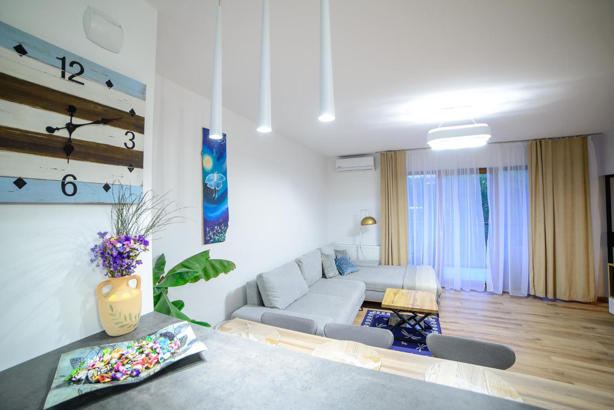 Executive Suite with River View - Photo 12