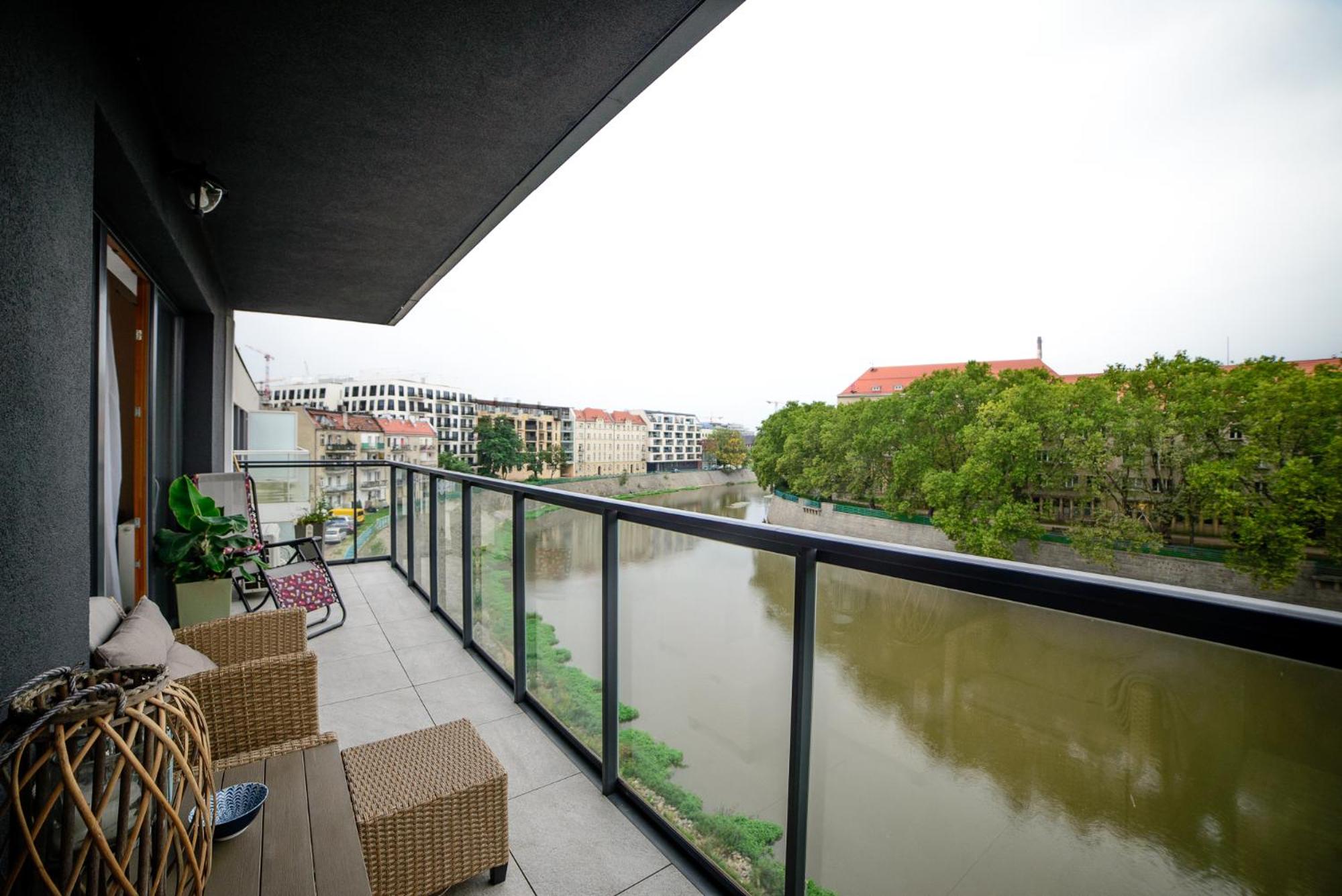 Executive Suite with River View - Photo 14