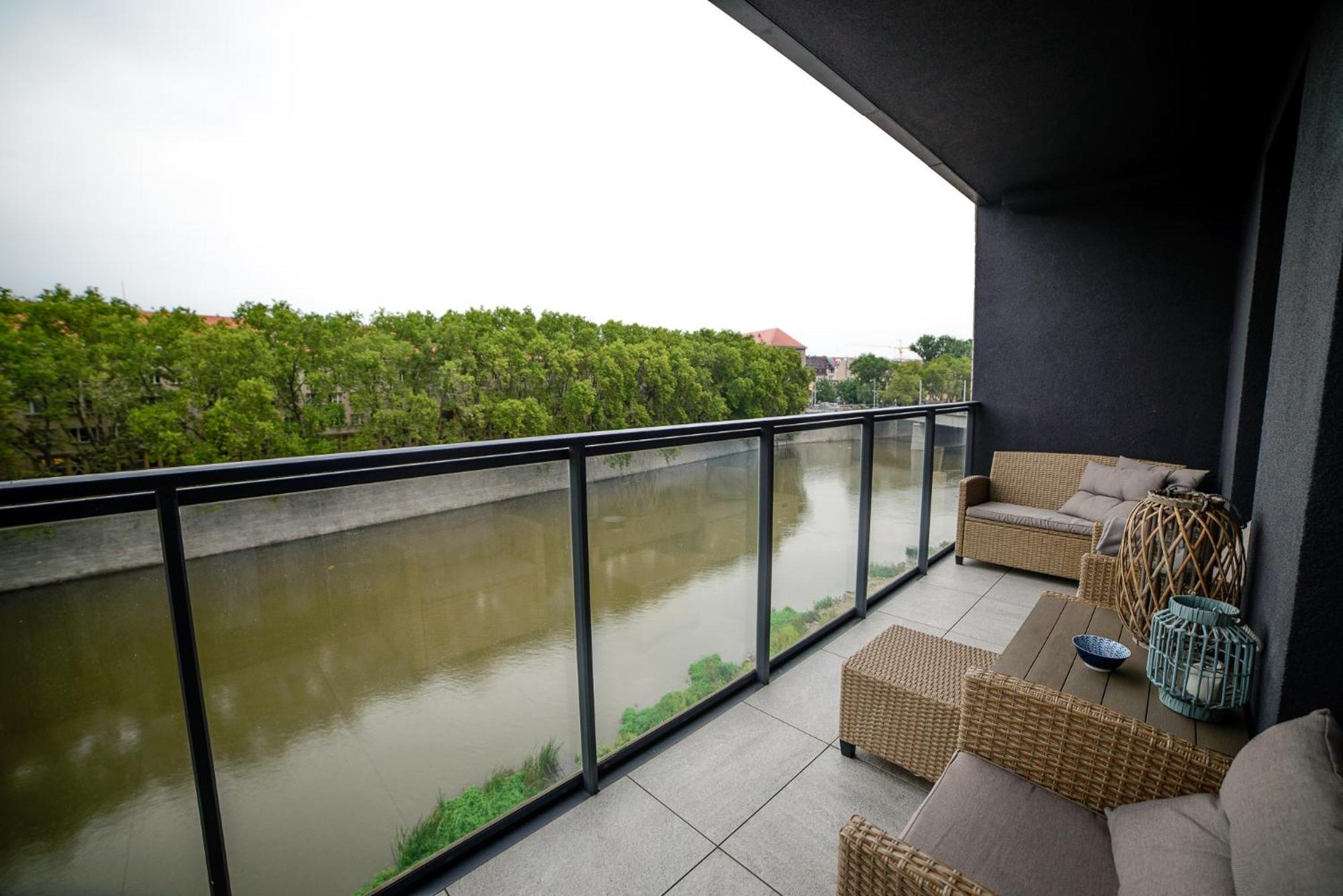 Executive Suite with River View - Photo 15