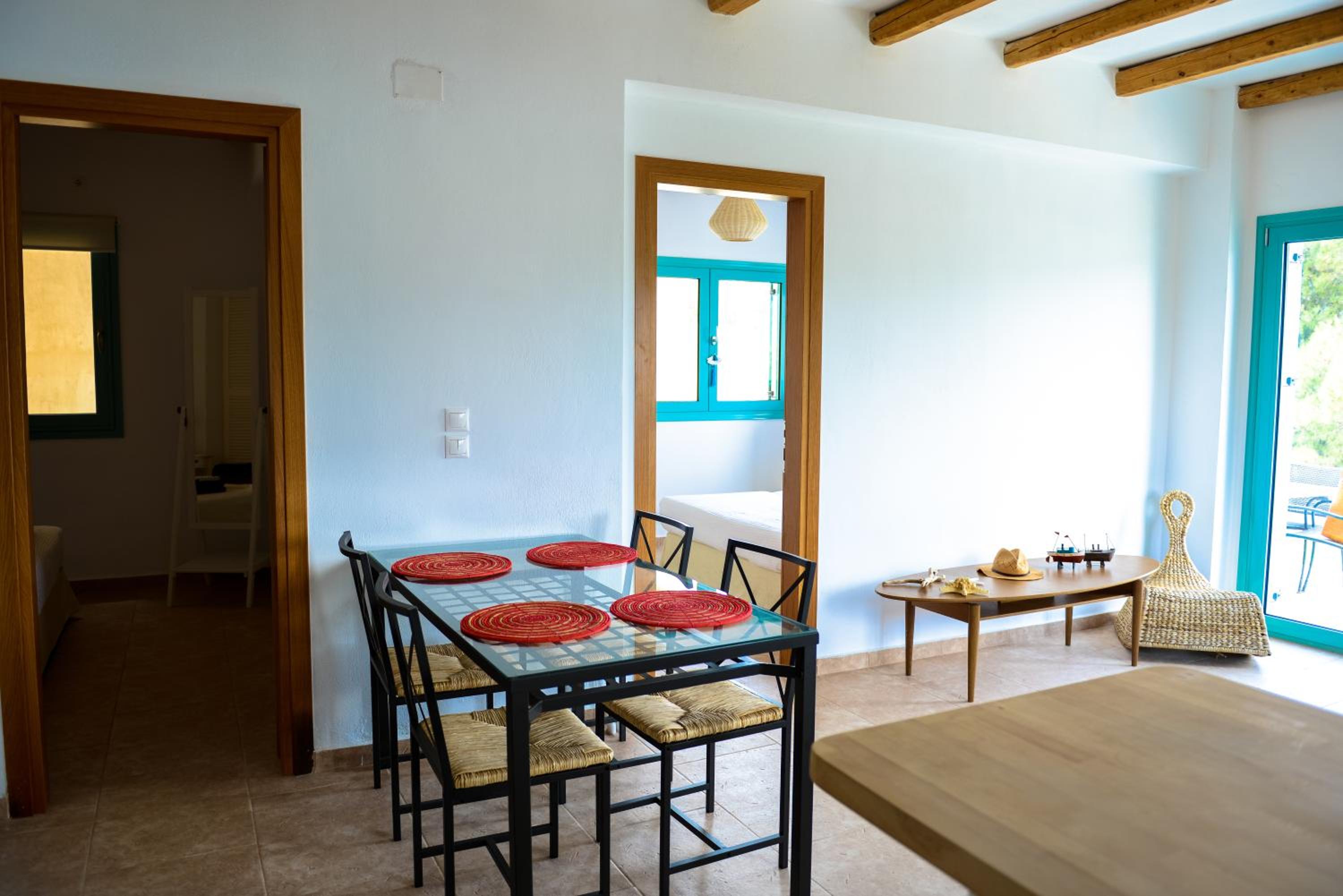 Two-Bedroom Apartment with Sea View photo 3