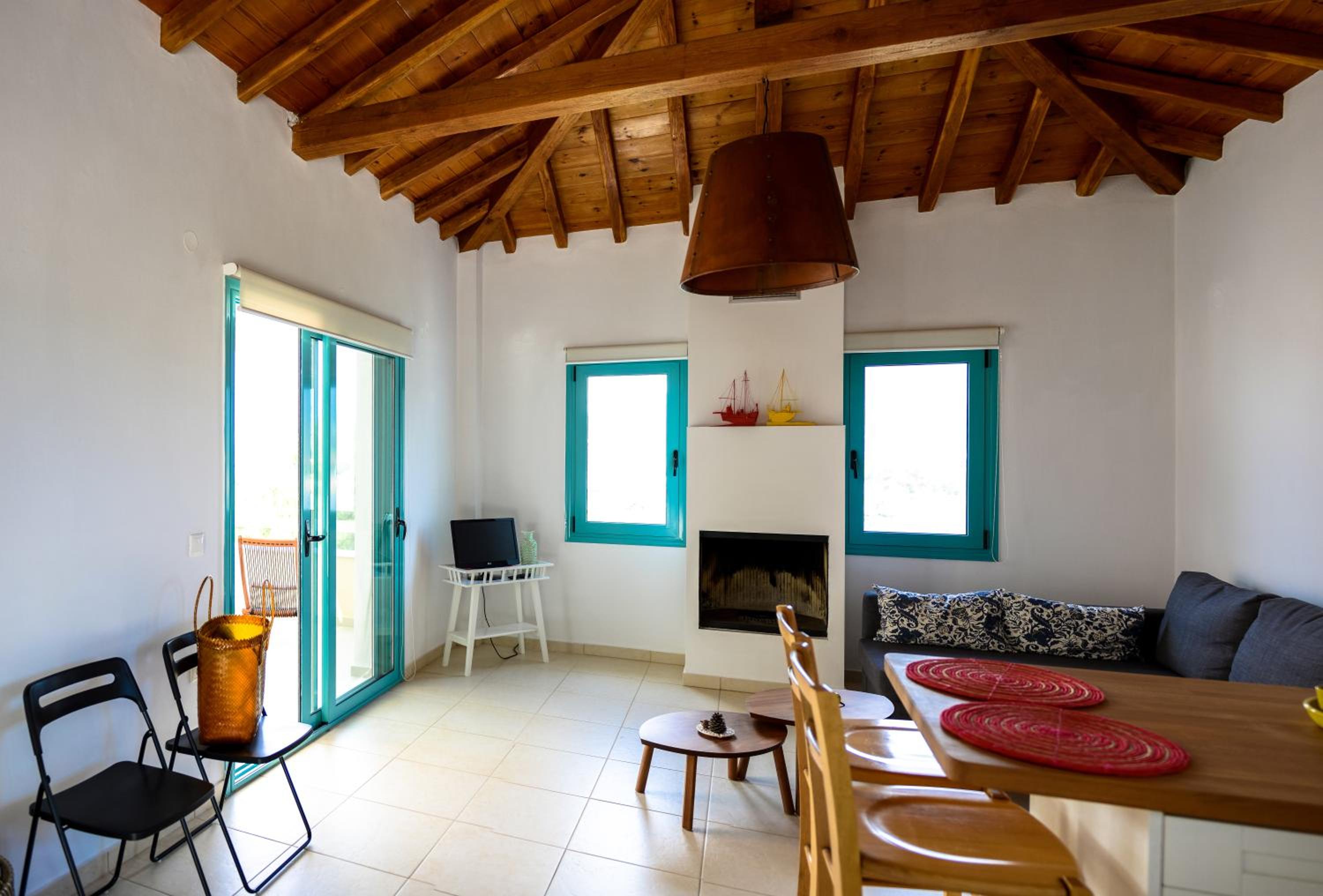 One-Bedroom Apartment with Sea View photo 1