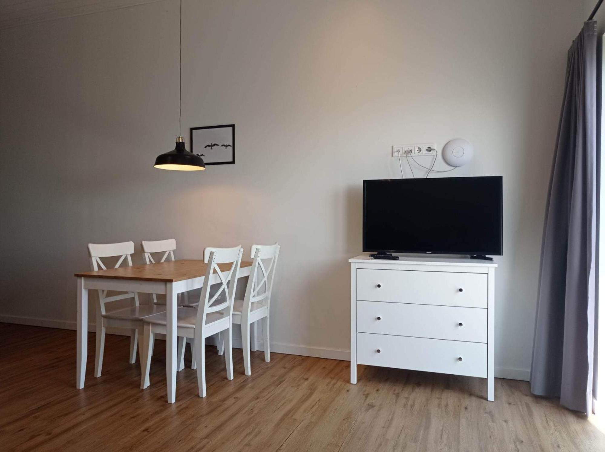 Apartment with Balcony photo 3