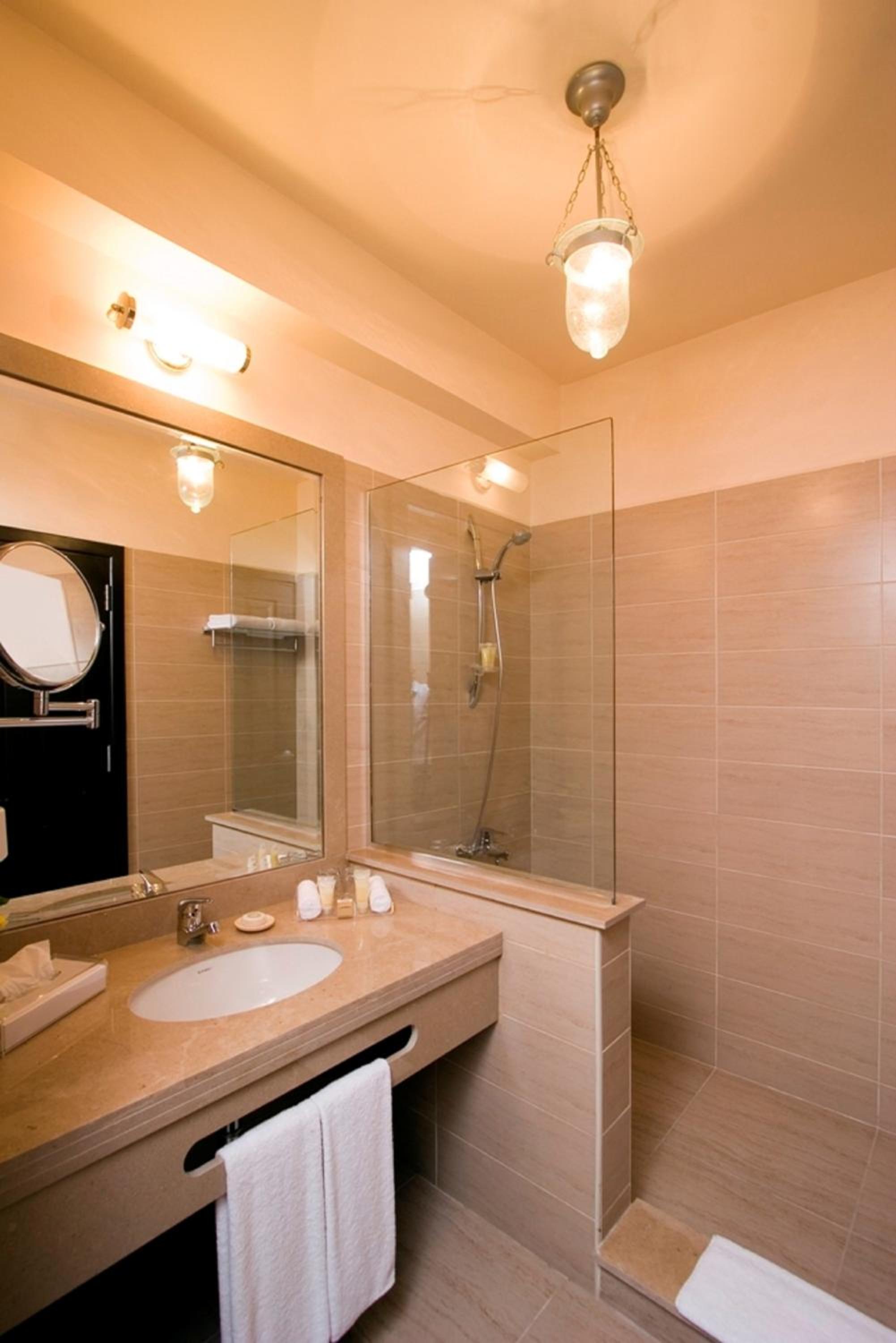 Superior, Queen or Twin Bed ,Garden view