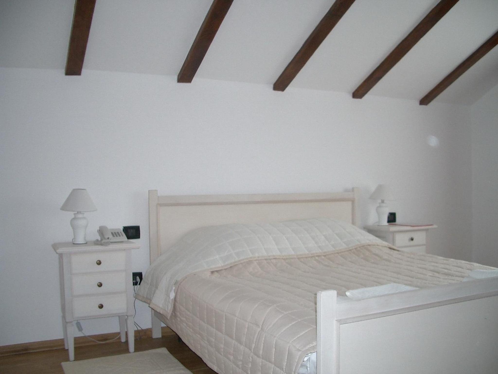 Double Room - Photo 19
