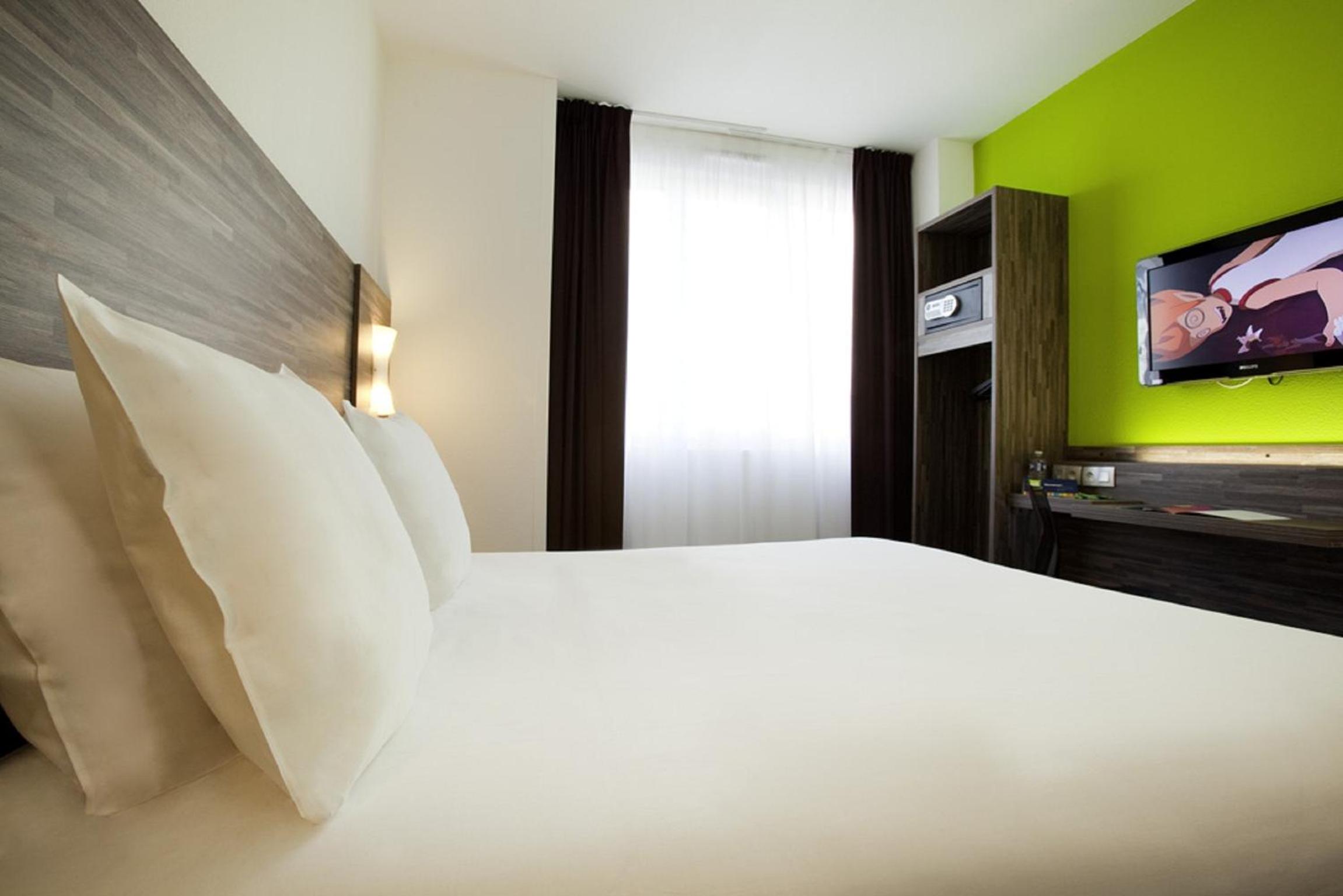 Standard Double Room - Photo 4