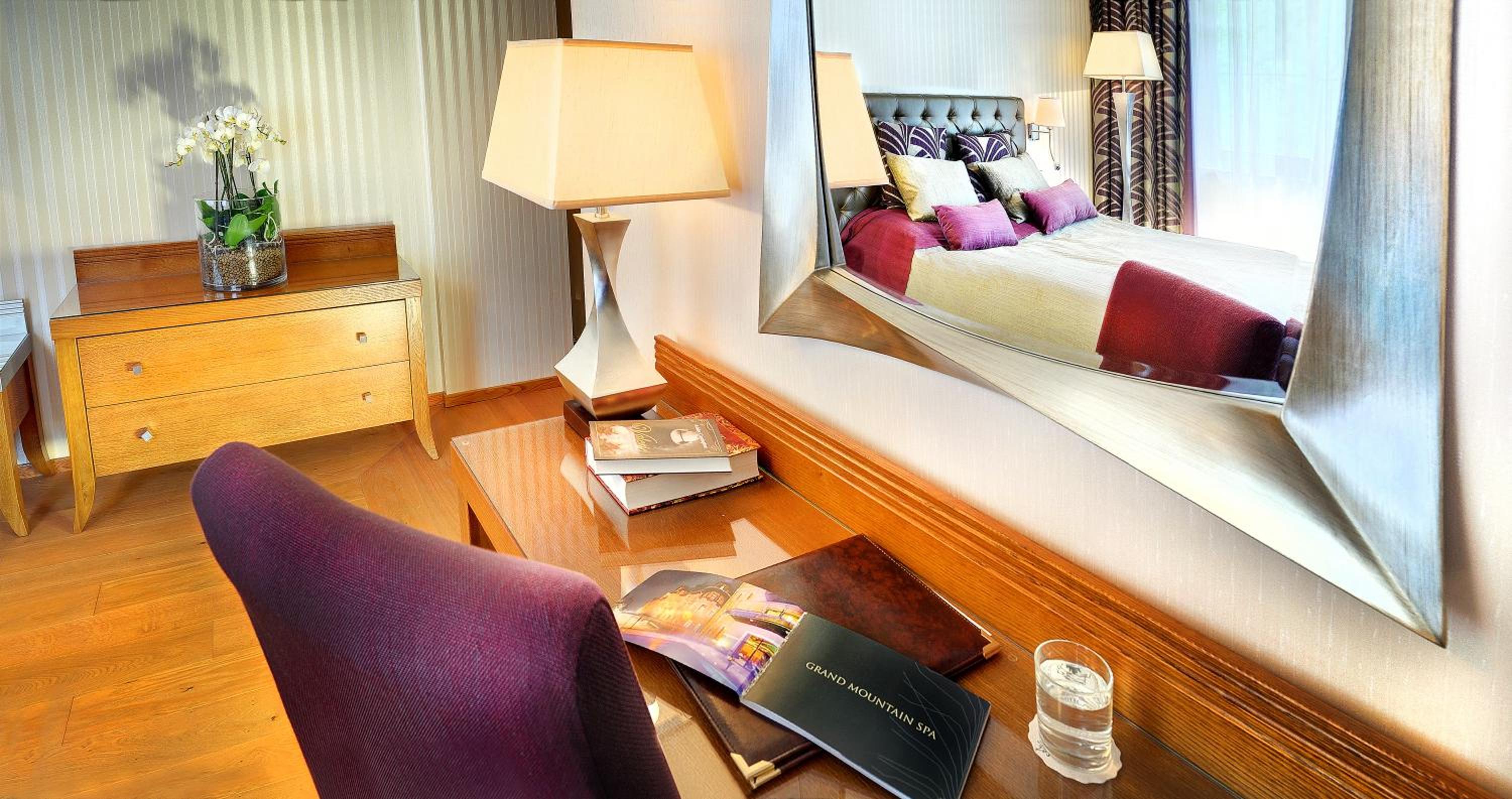 Modern Double Room - Photo 5