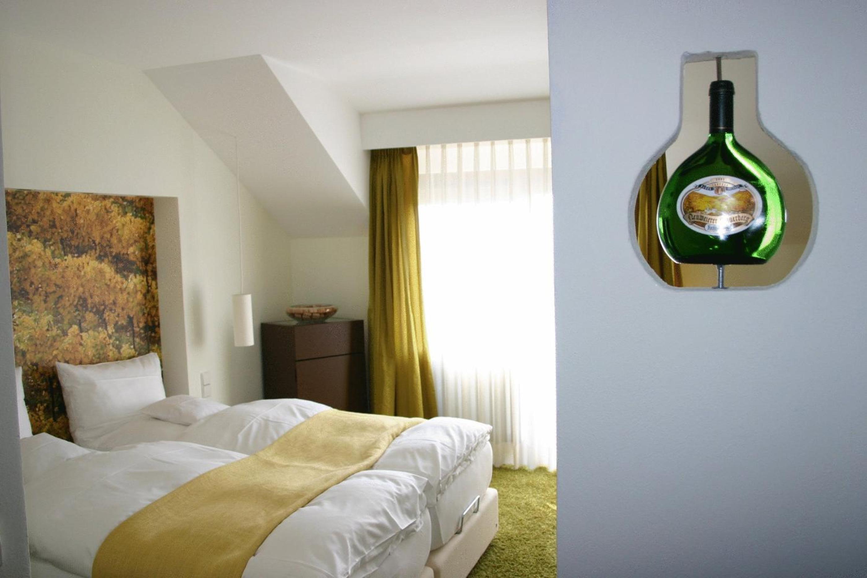 Standard Double Room - Photo 4