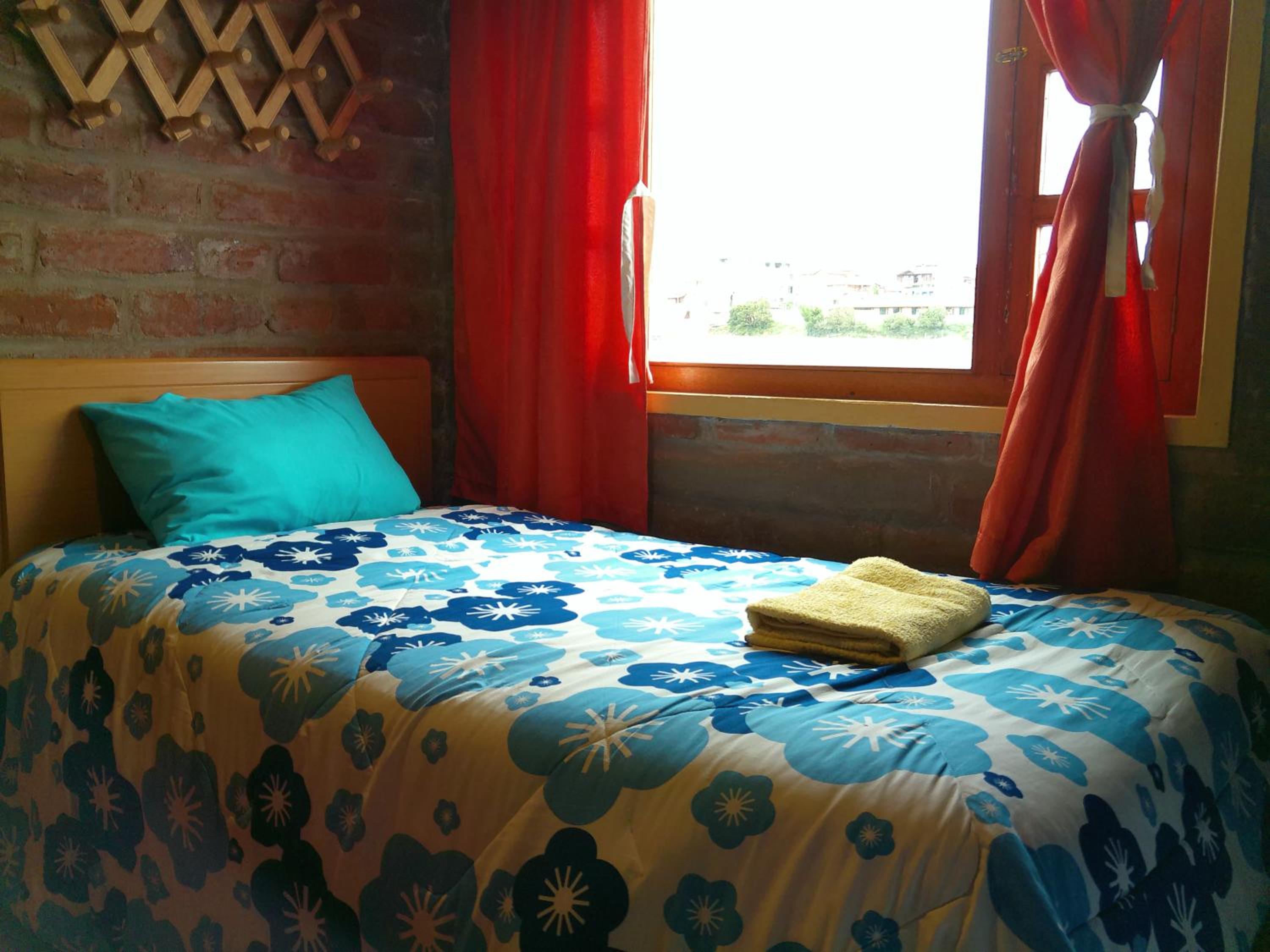 Twin Room with Private Bathroom photo 1