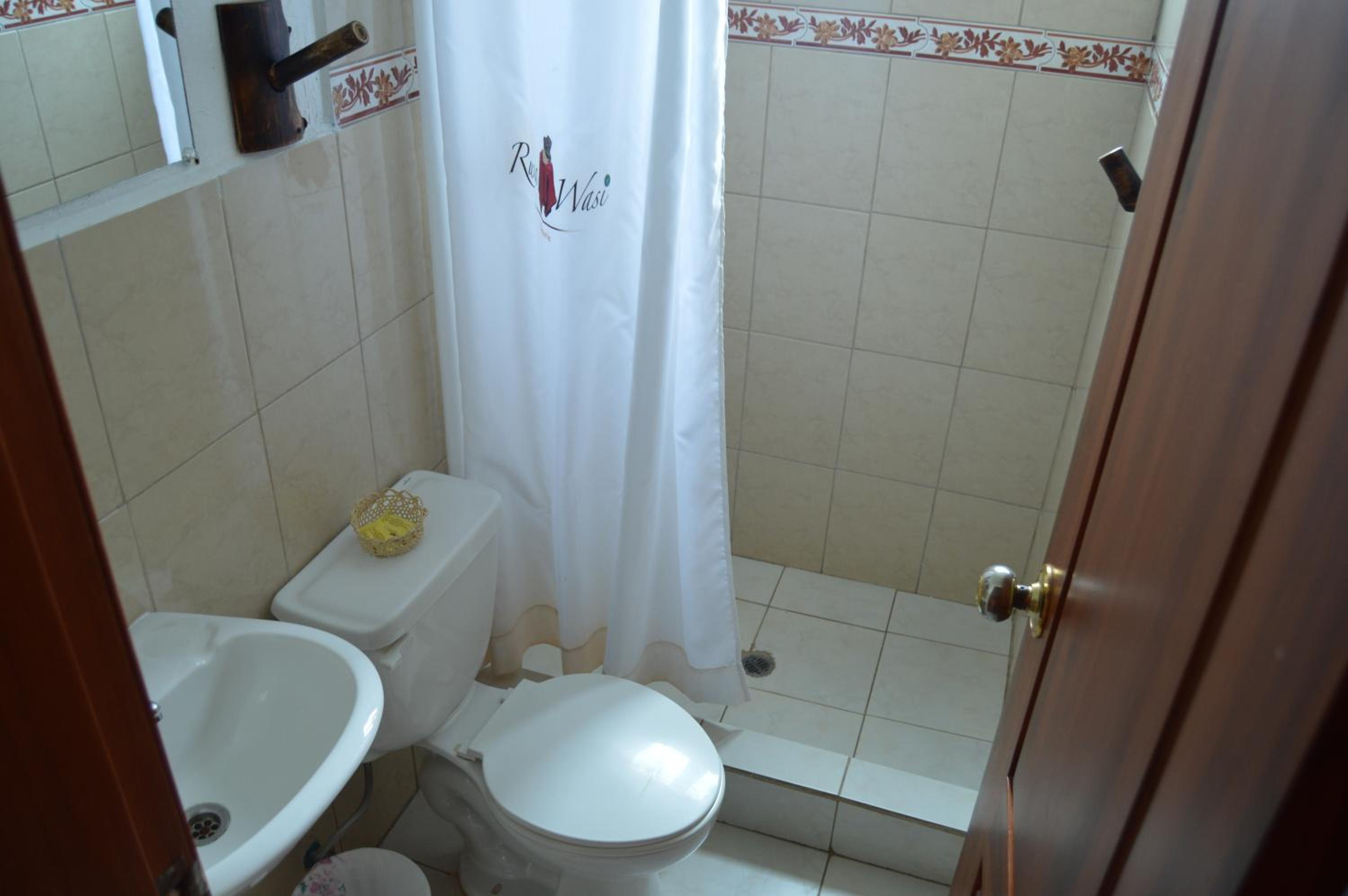 Family Room with Private Bathroom photo 1