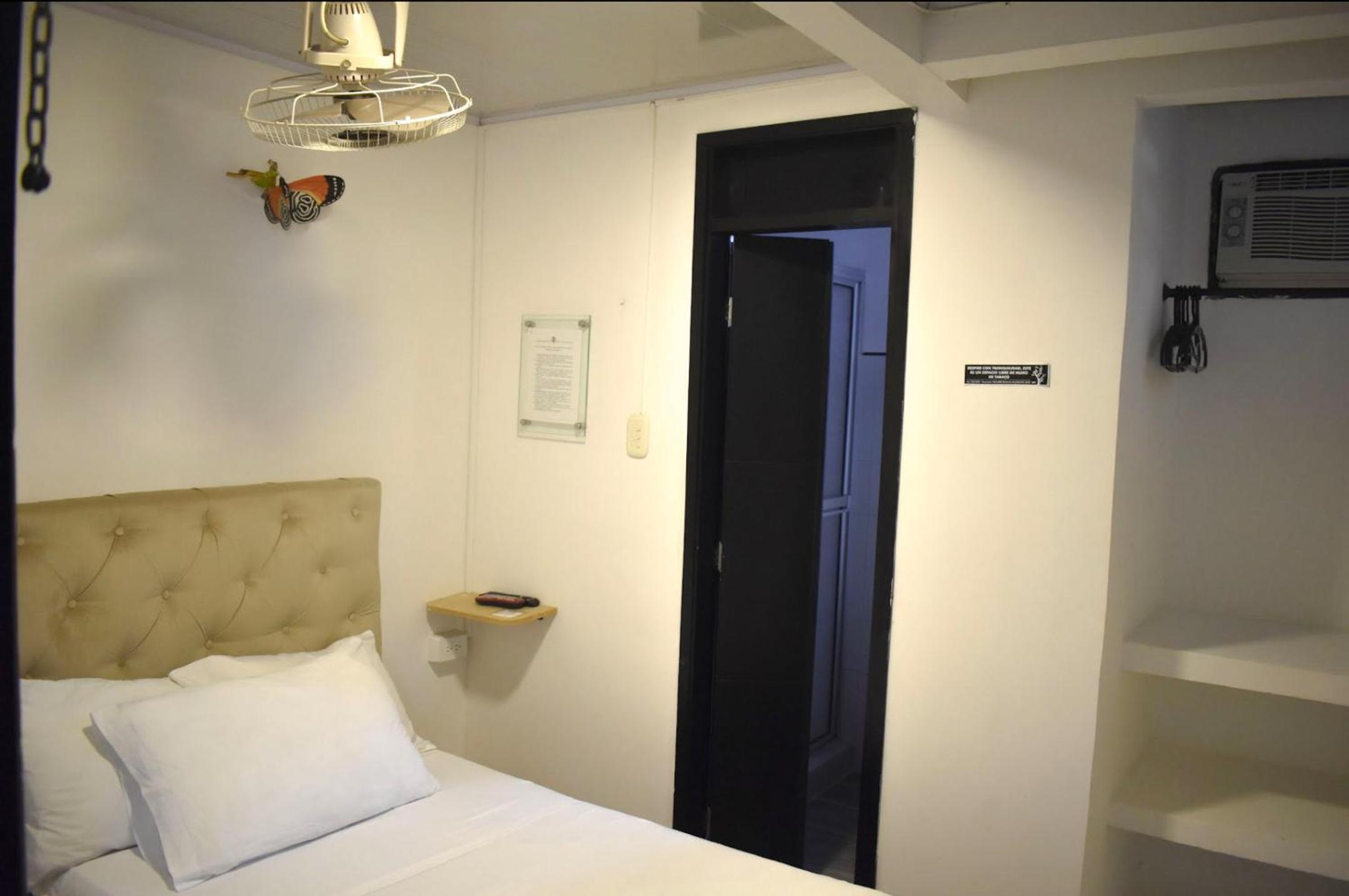 Single Room photo 3