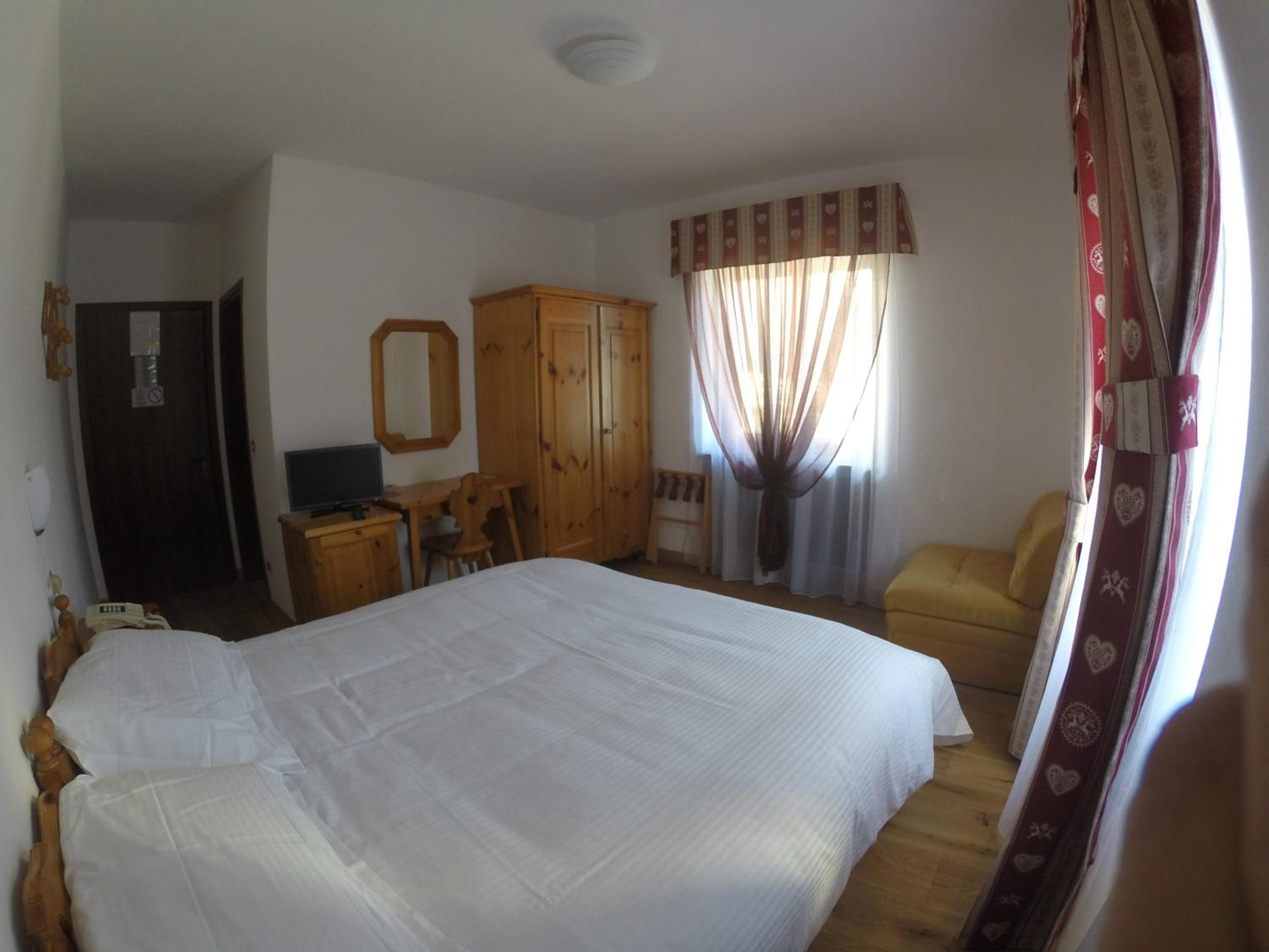 Double Room with Balcony photo 2