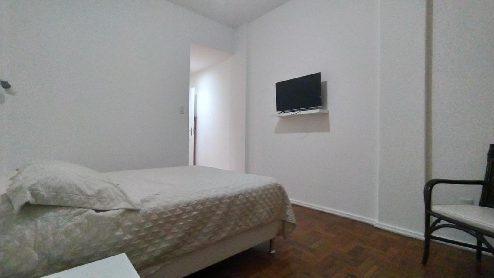 One-Bedroom Apartment - Photo 16