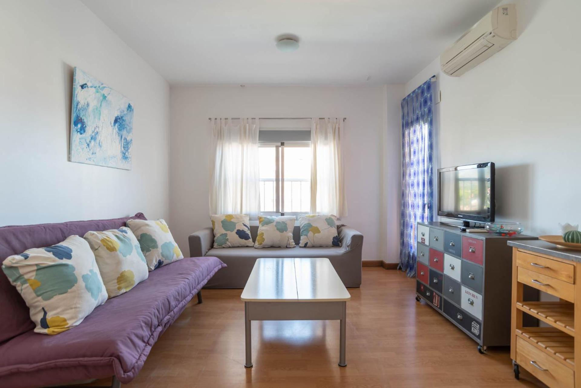 One-Bedroom Apartment photo 2