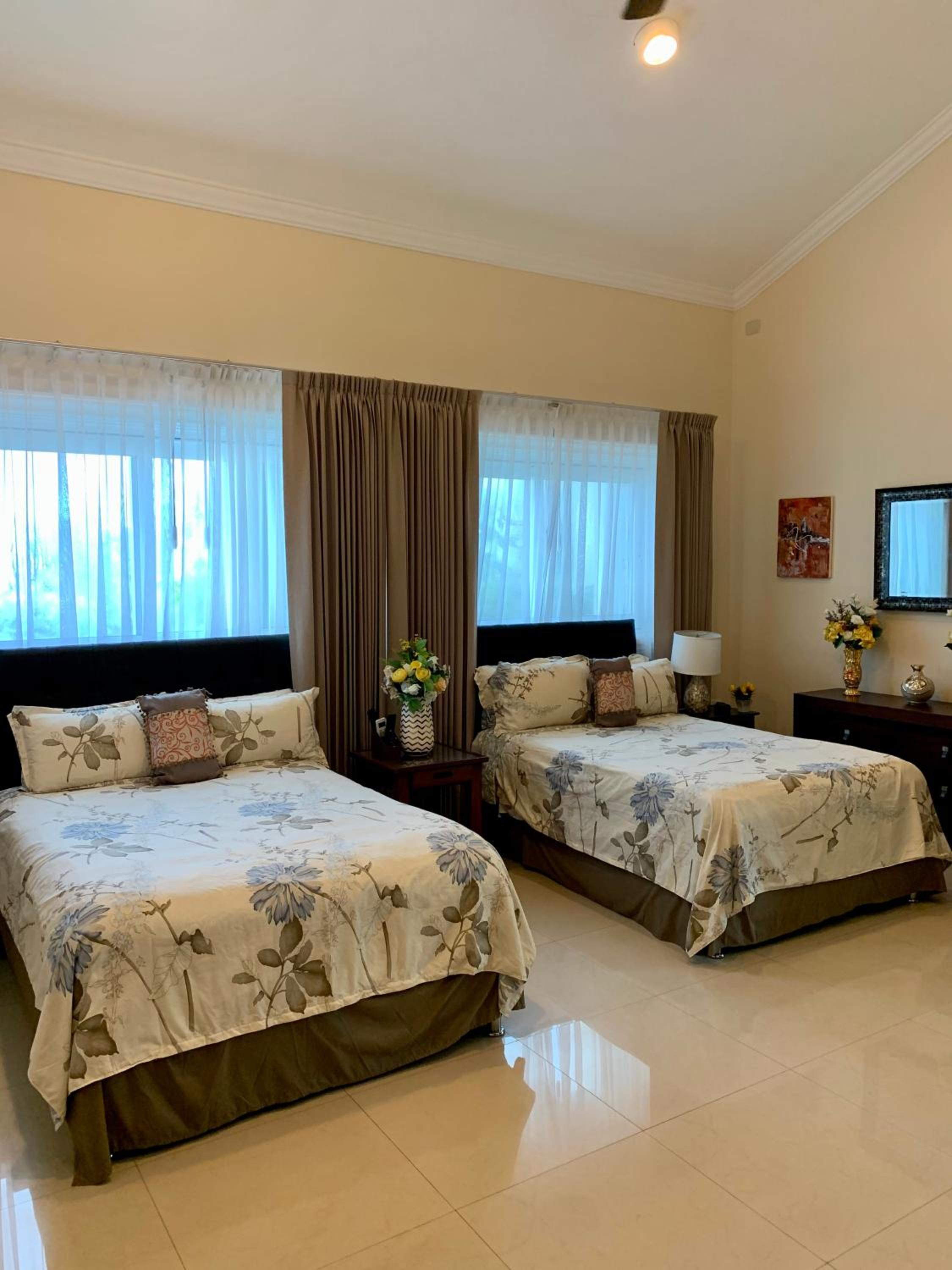 Chambre Deluxe avec 2 Lits Queen-Size