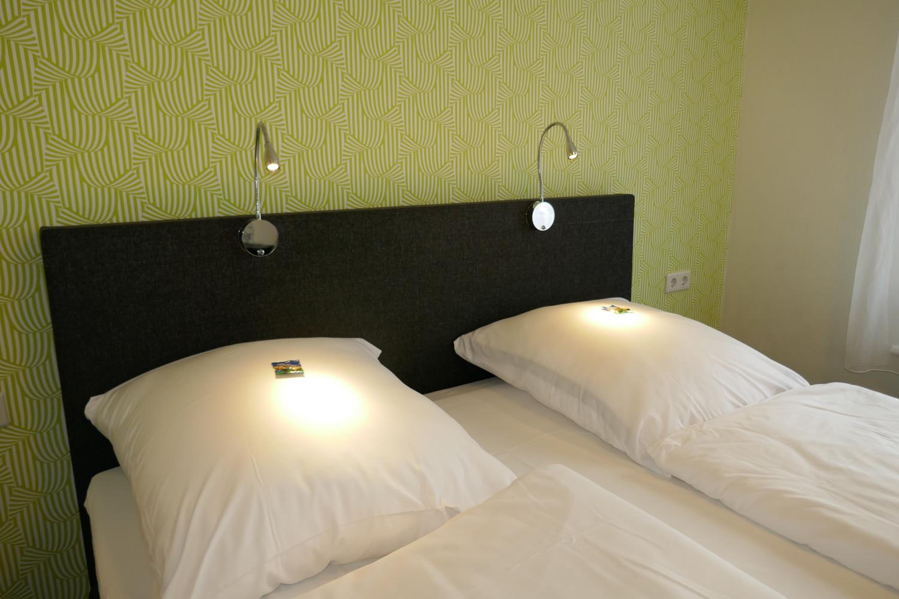 Double Room - Photo 2