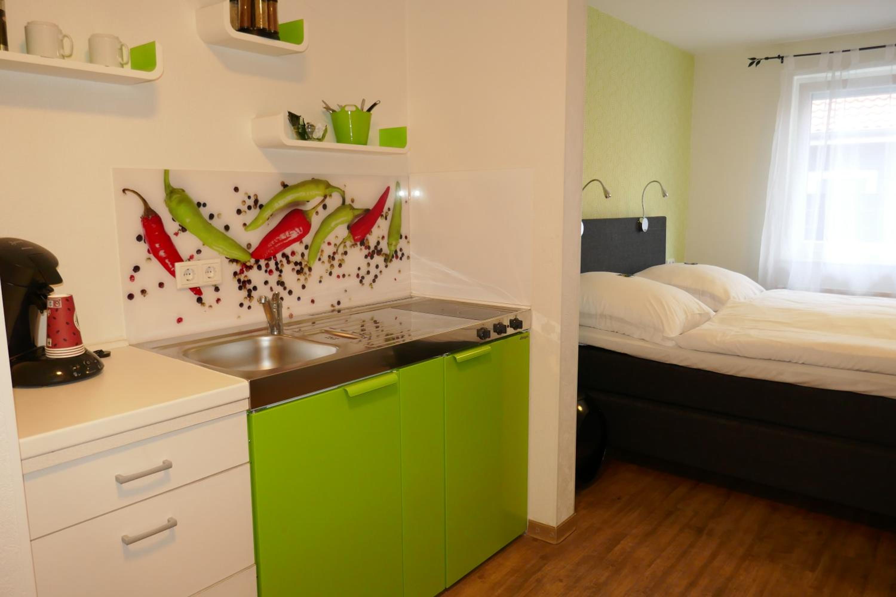 Double Room - Photo 6