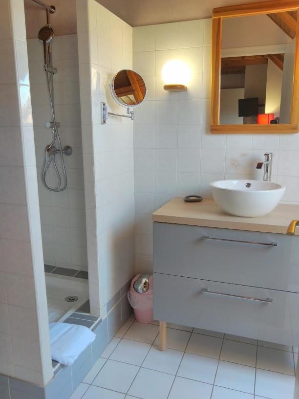 Double Room with Private Bathroom photo 3