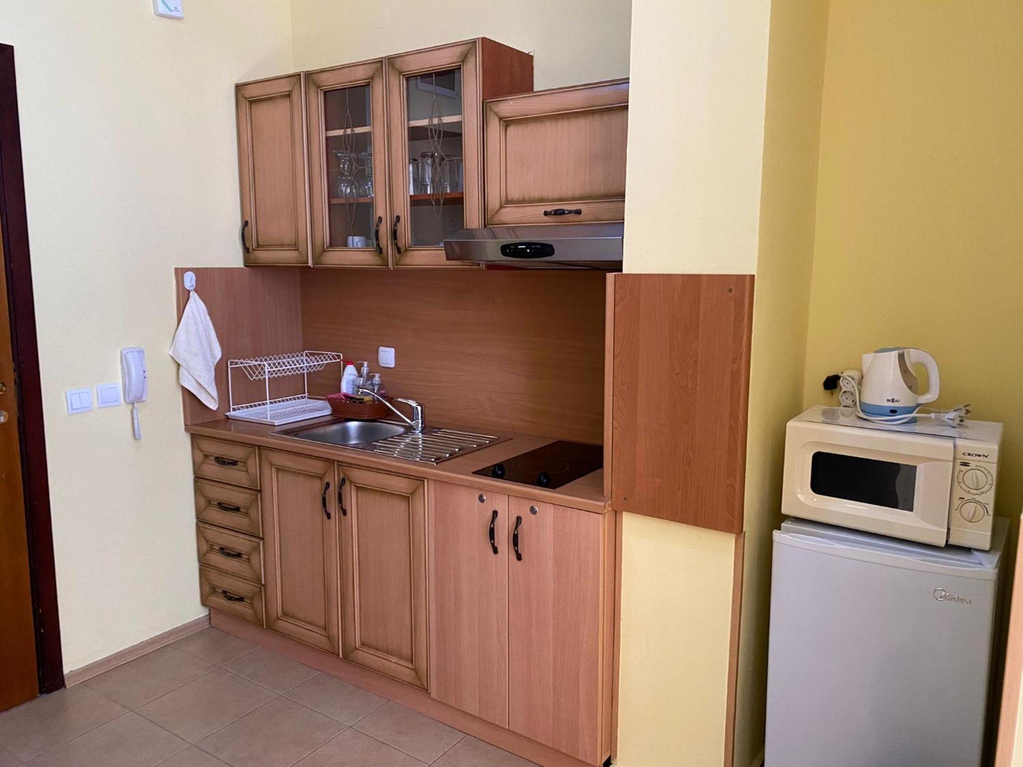 One-Bedroom Apartment - Photo 10