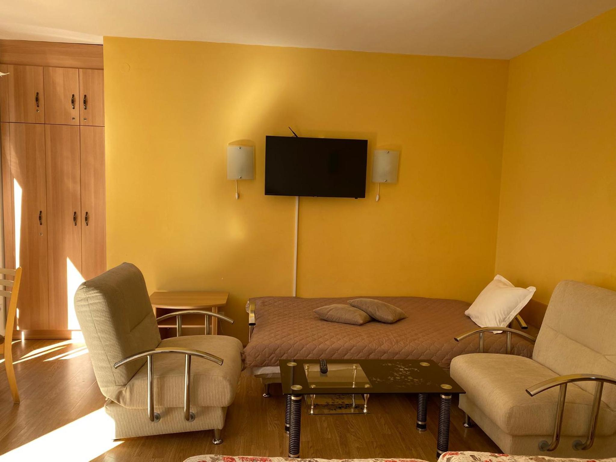 One-Bedroom Apartment - Photo 11