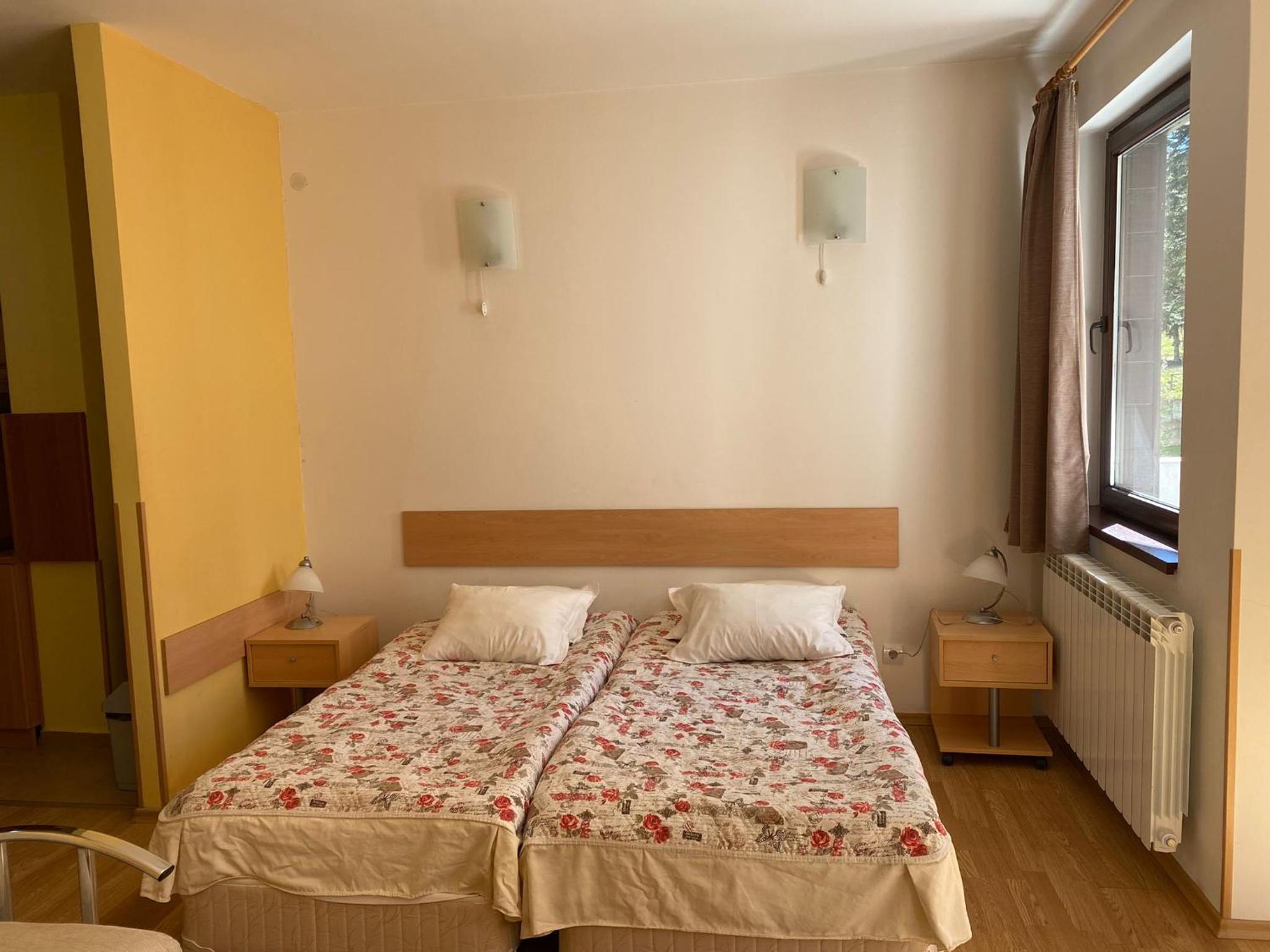 One-Bedroom Apartment - Photo 15